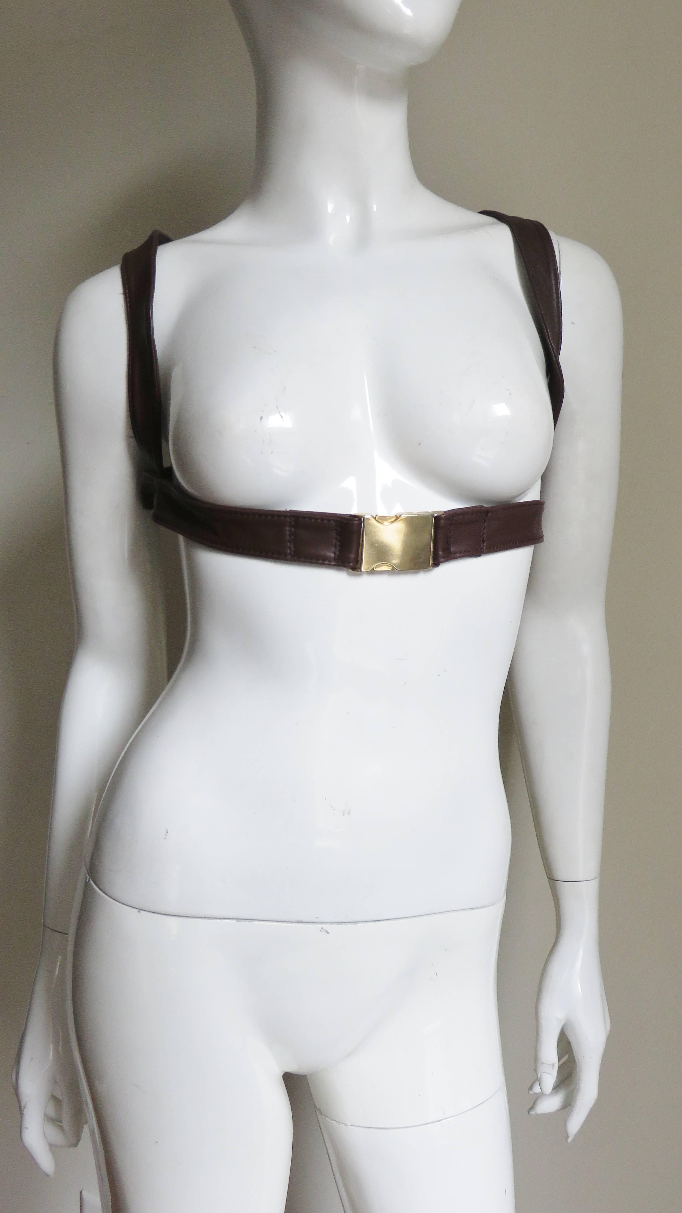 Krizia Harness-Oberteil aus Leder 1980er Jahre Damen im Angebot