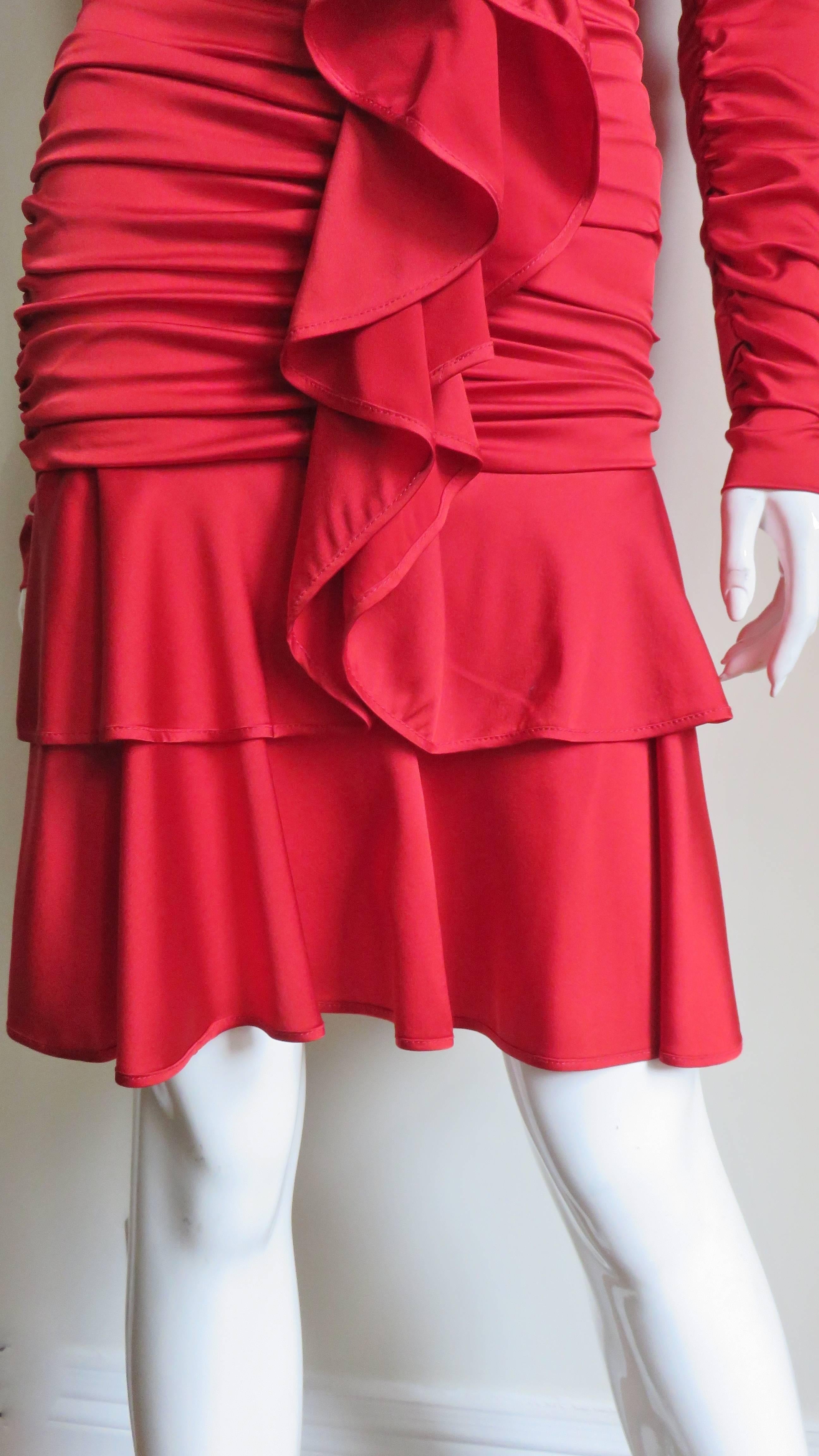 Angelo Tarlazzi Off Shoulder Ruched Silk Dress 1990s In Good Condition For Sale In Water Mill, NY