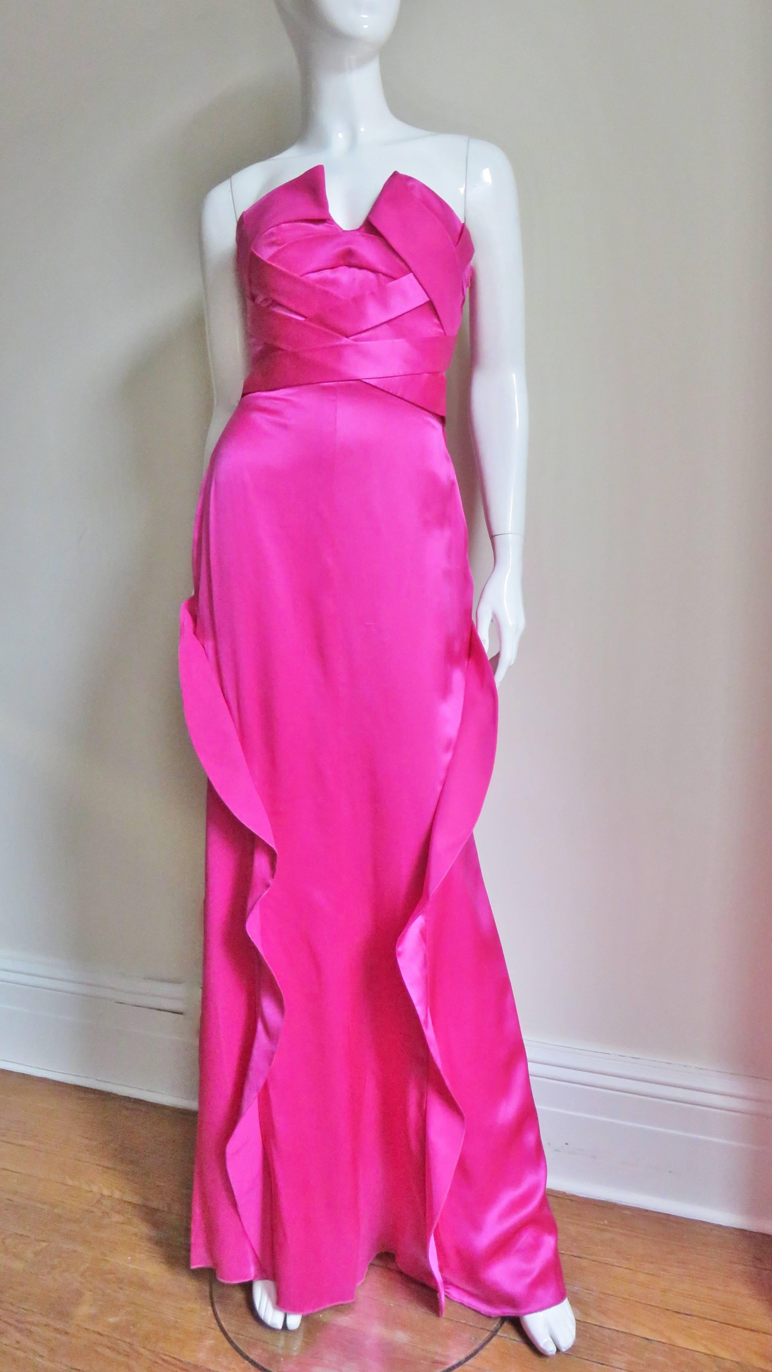  Versace Fuchsia Silk Strapless Gown In Excellent Condition In Water Mill, NY