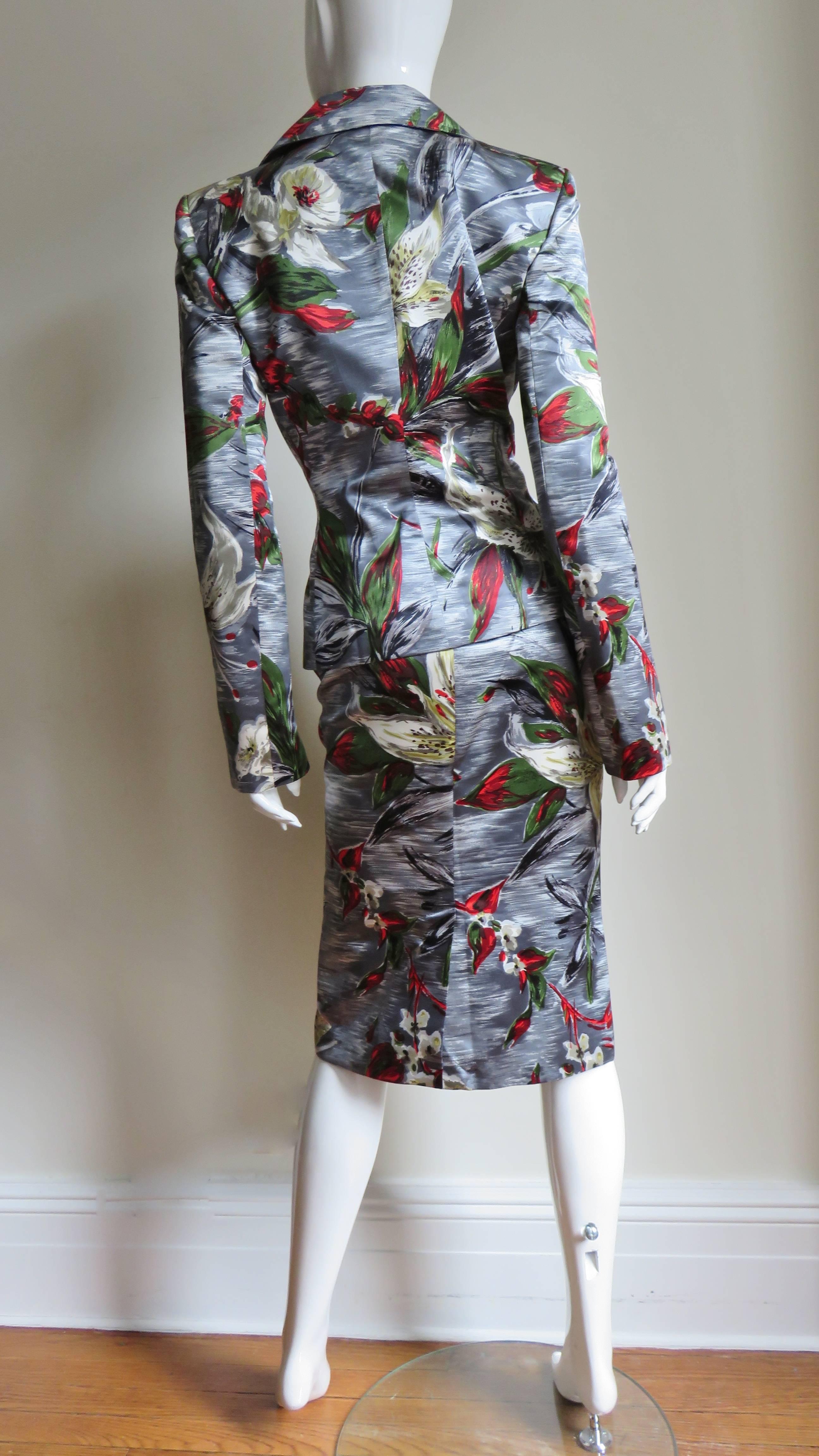 2000s Dolce & Gabbana Silk Flower Suit 4
