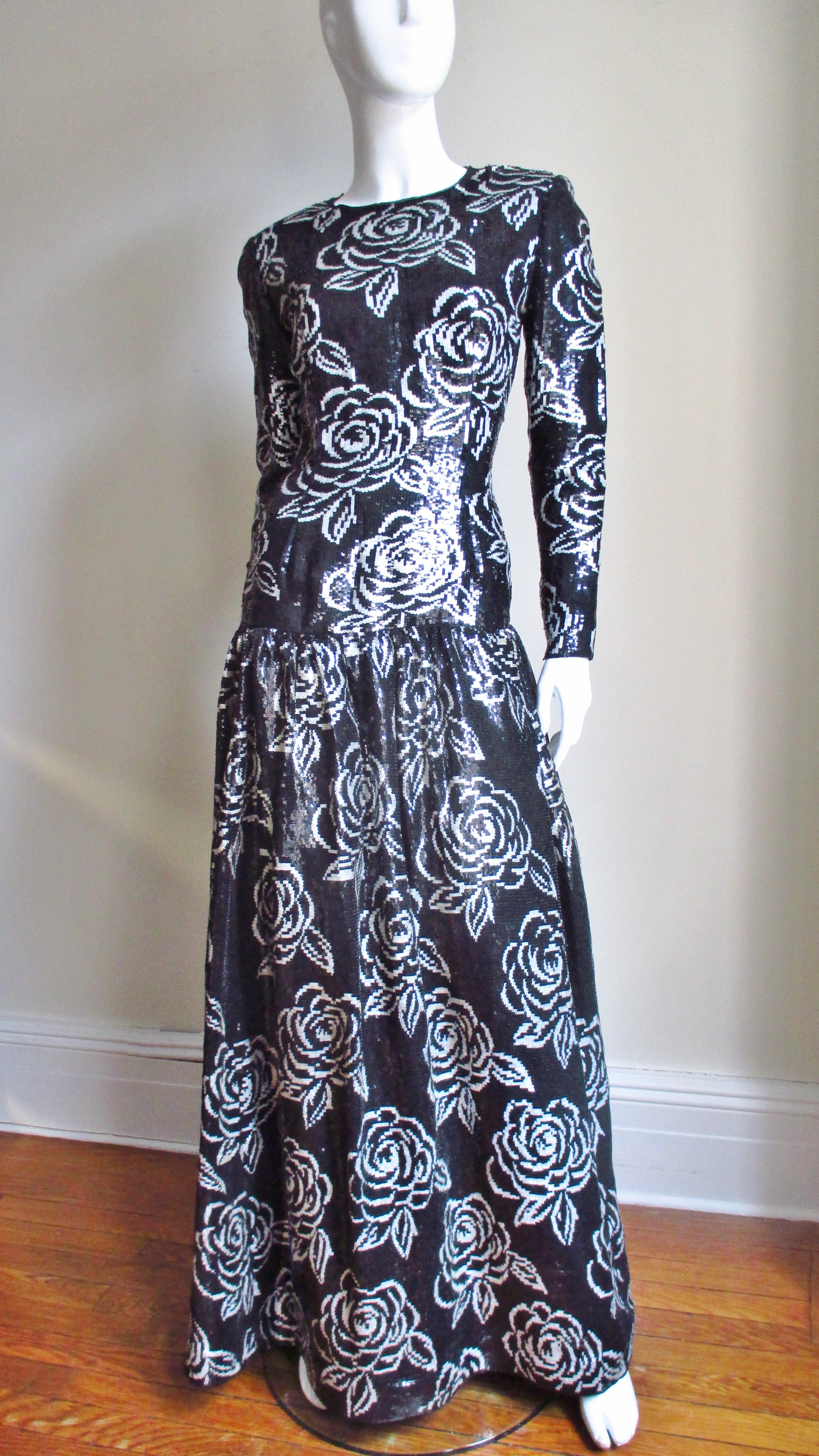 Black 1990s Fabulous Oscar de la Renta Sequin Gown