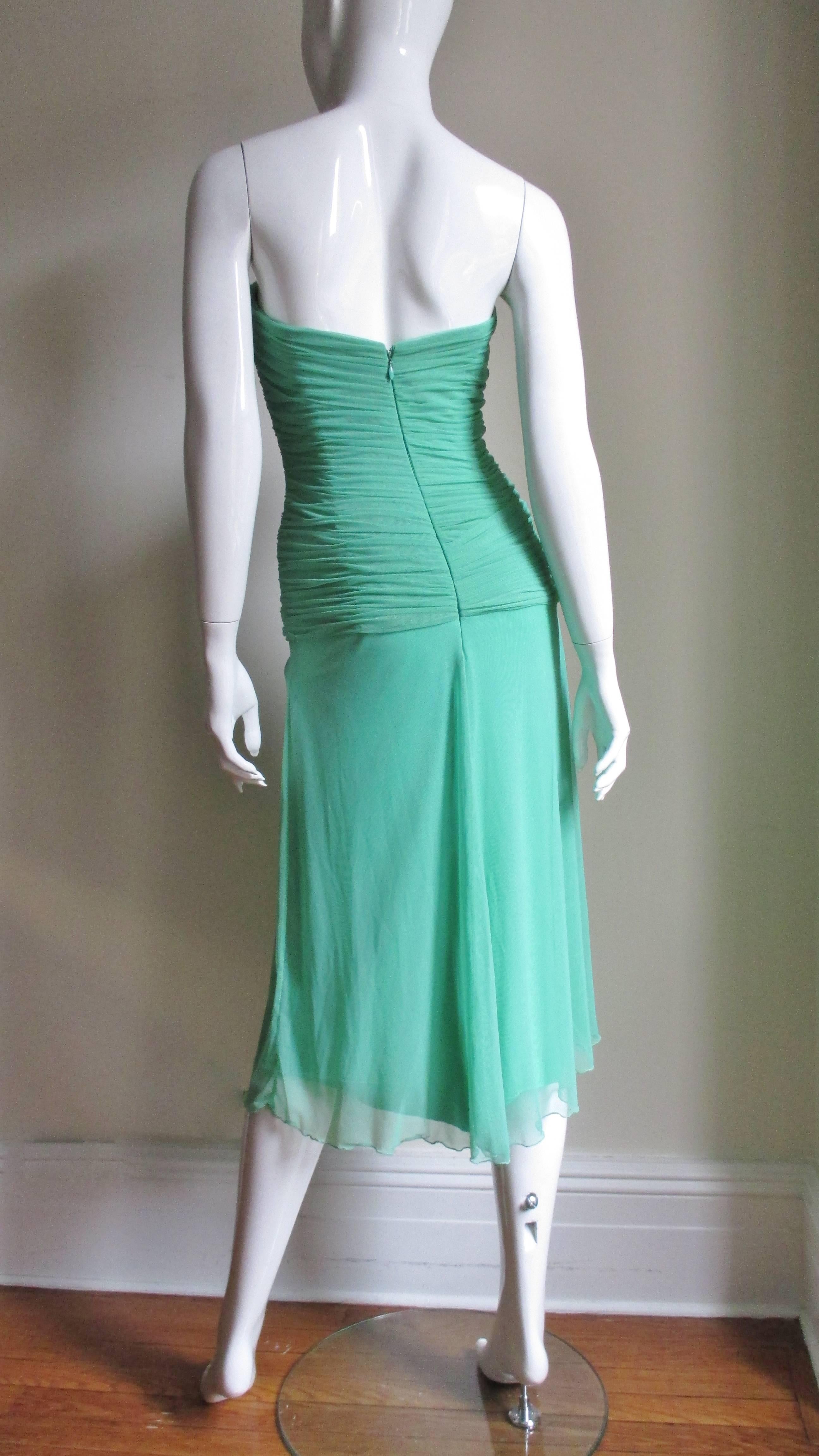 Vicky Tiel Ruched Strapless Dress For Sale 4