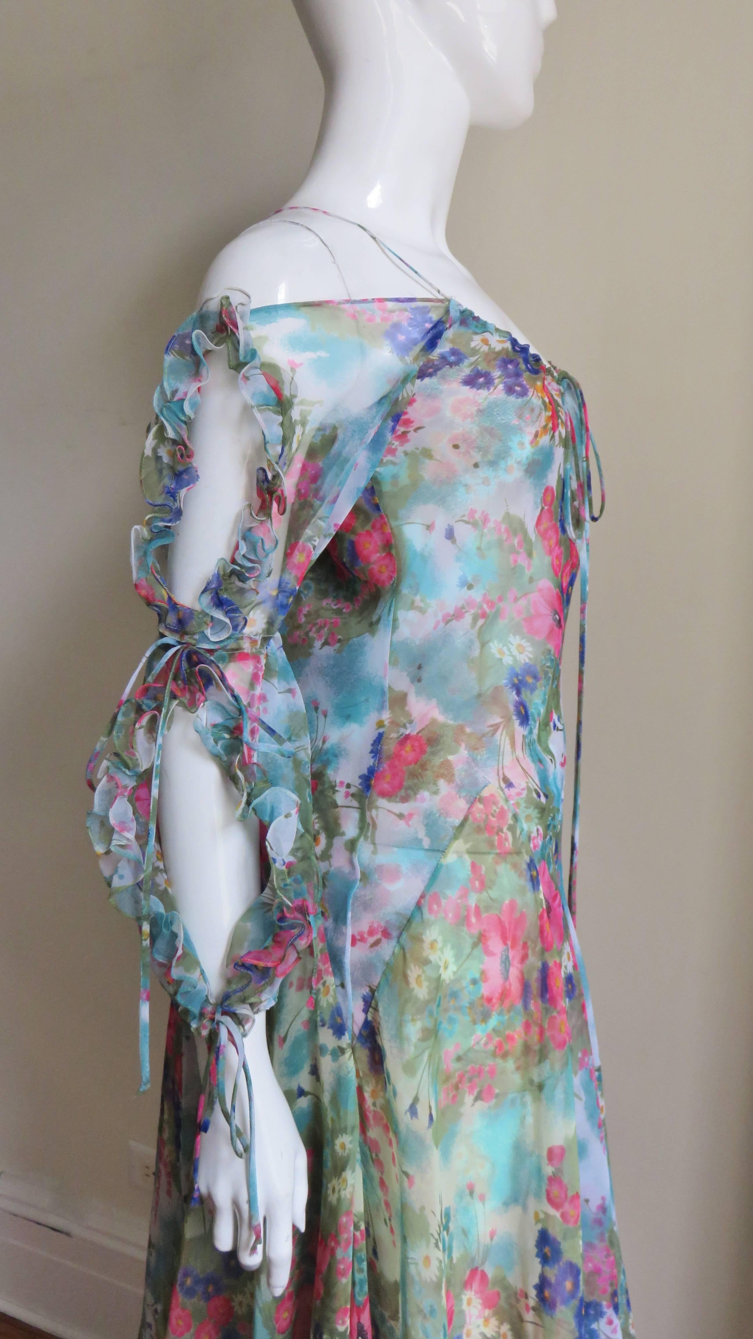 Giorgio Sant'Angelo Cold Shoulder Dress 1970s In Good Condition For Sale In Water Mill, NY