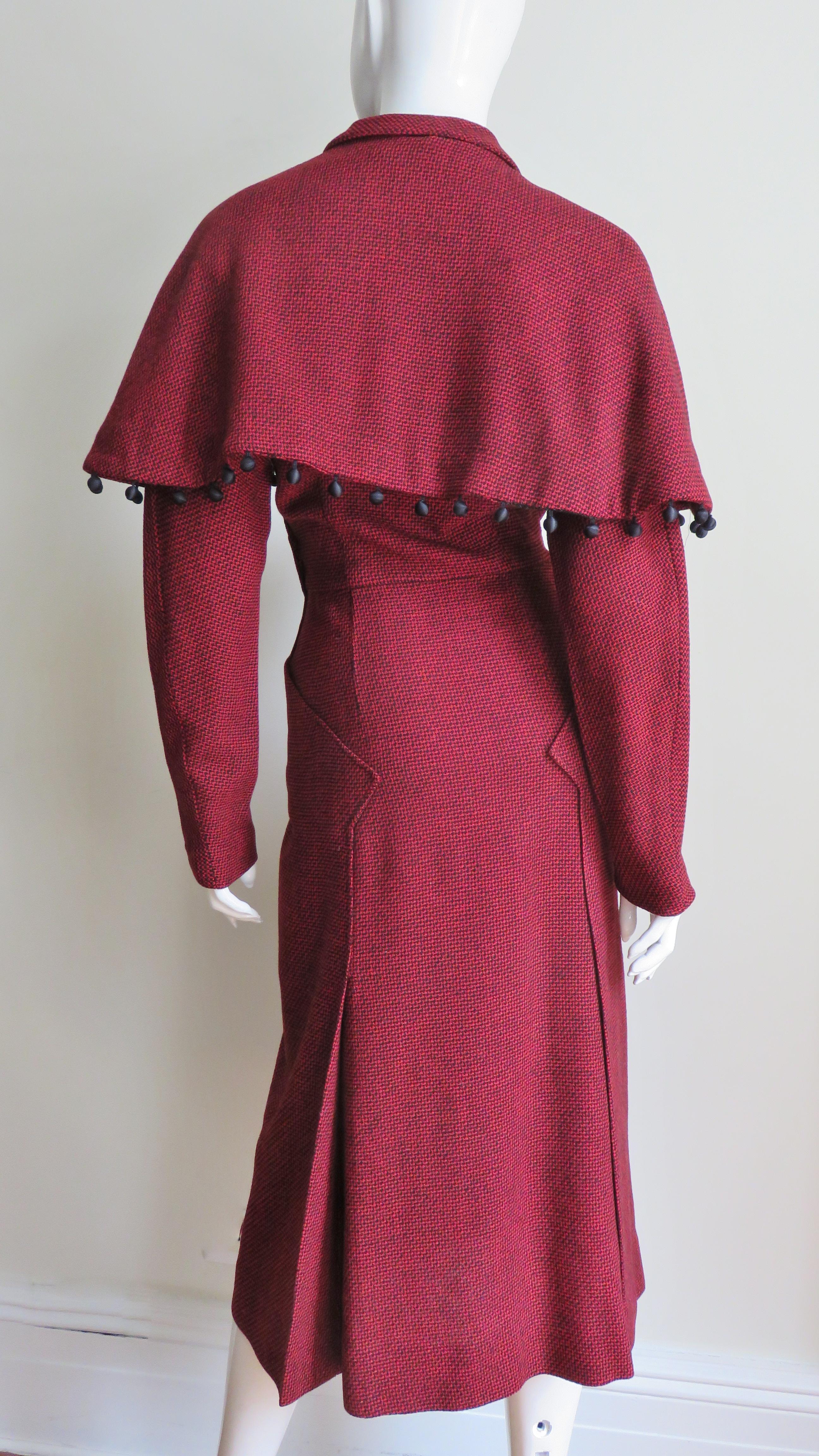 1950s Dress with Detachable Cape 10