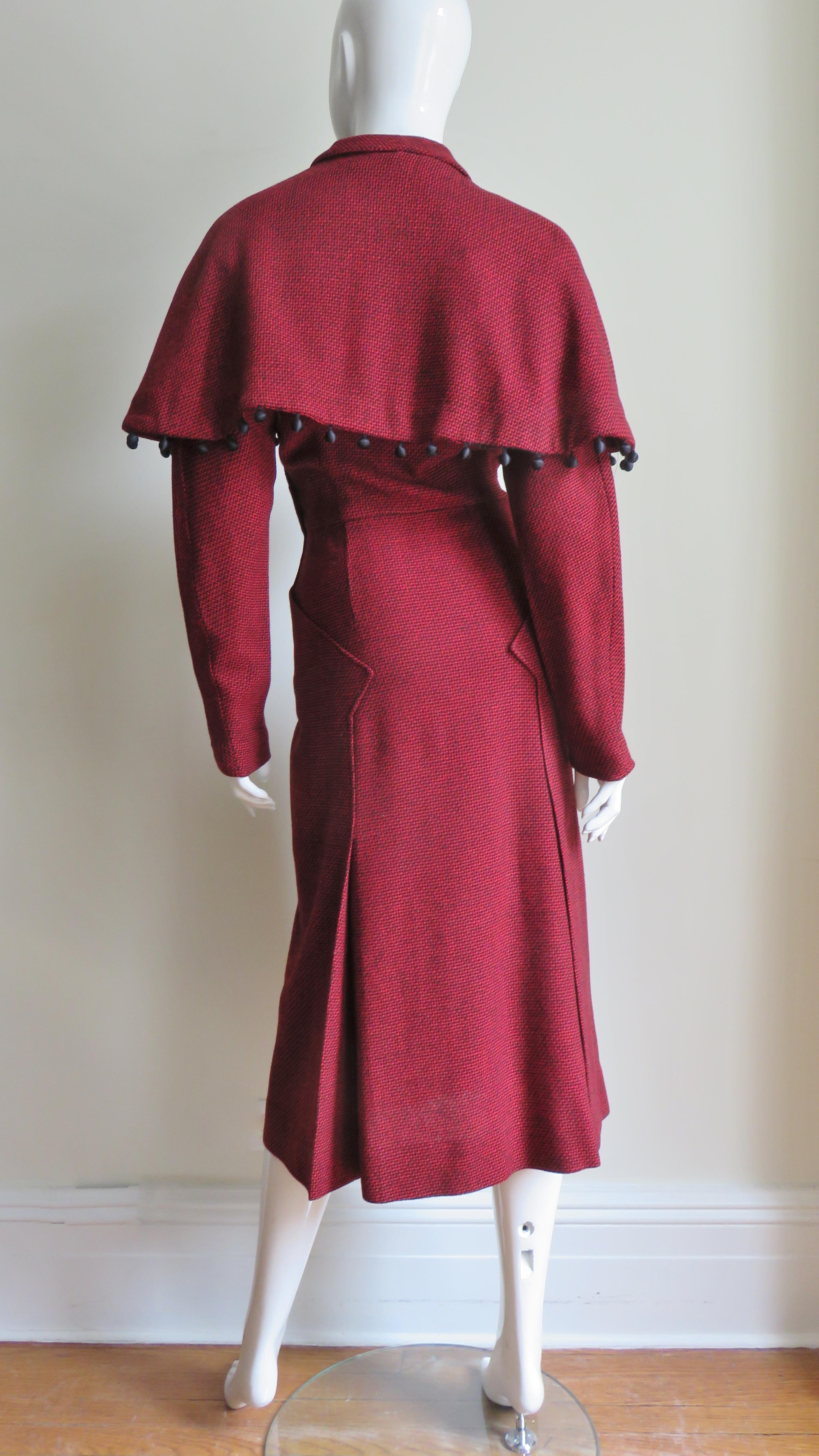 1950s Dress with Detachable Cape 14