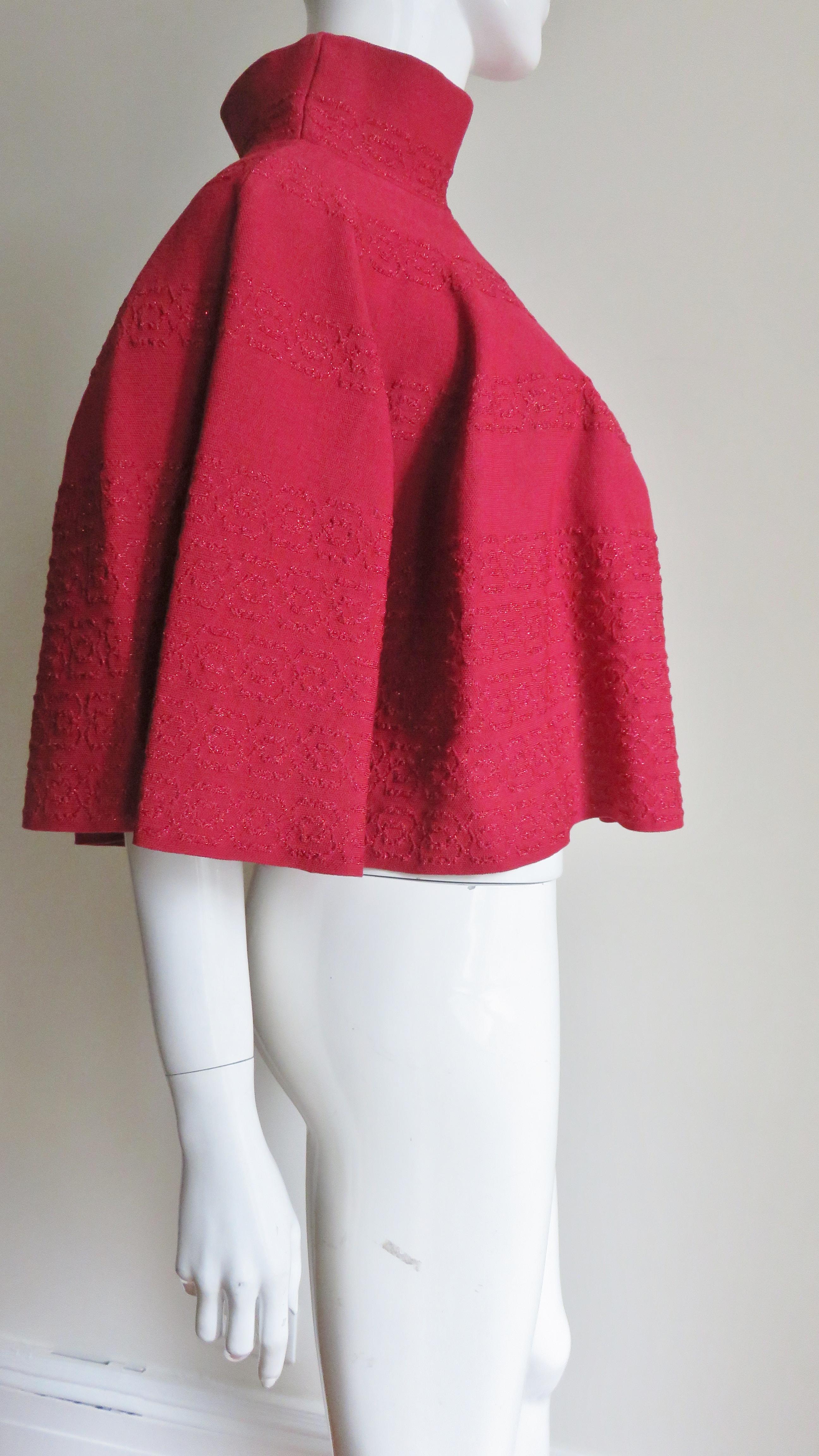  Alaia - Pull cape des années 1980 en vente 3