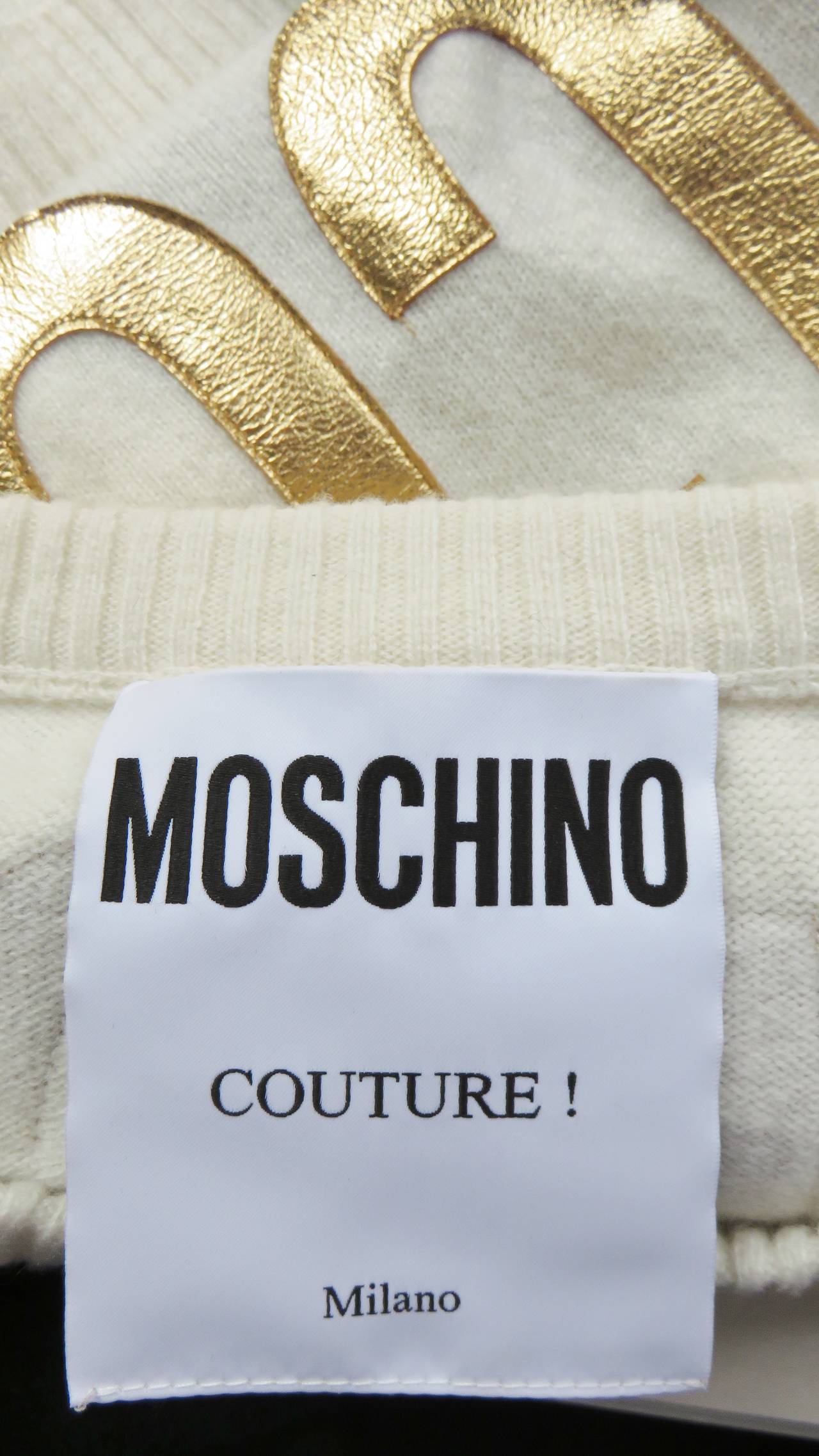 Moschino Couture Pull en cachemire avec appliques en forme de vache en vente 5