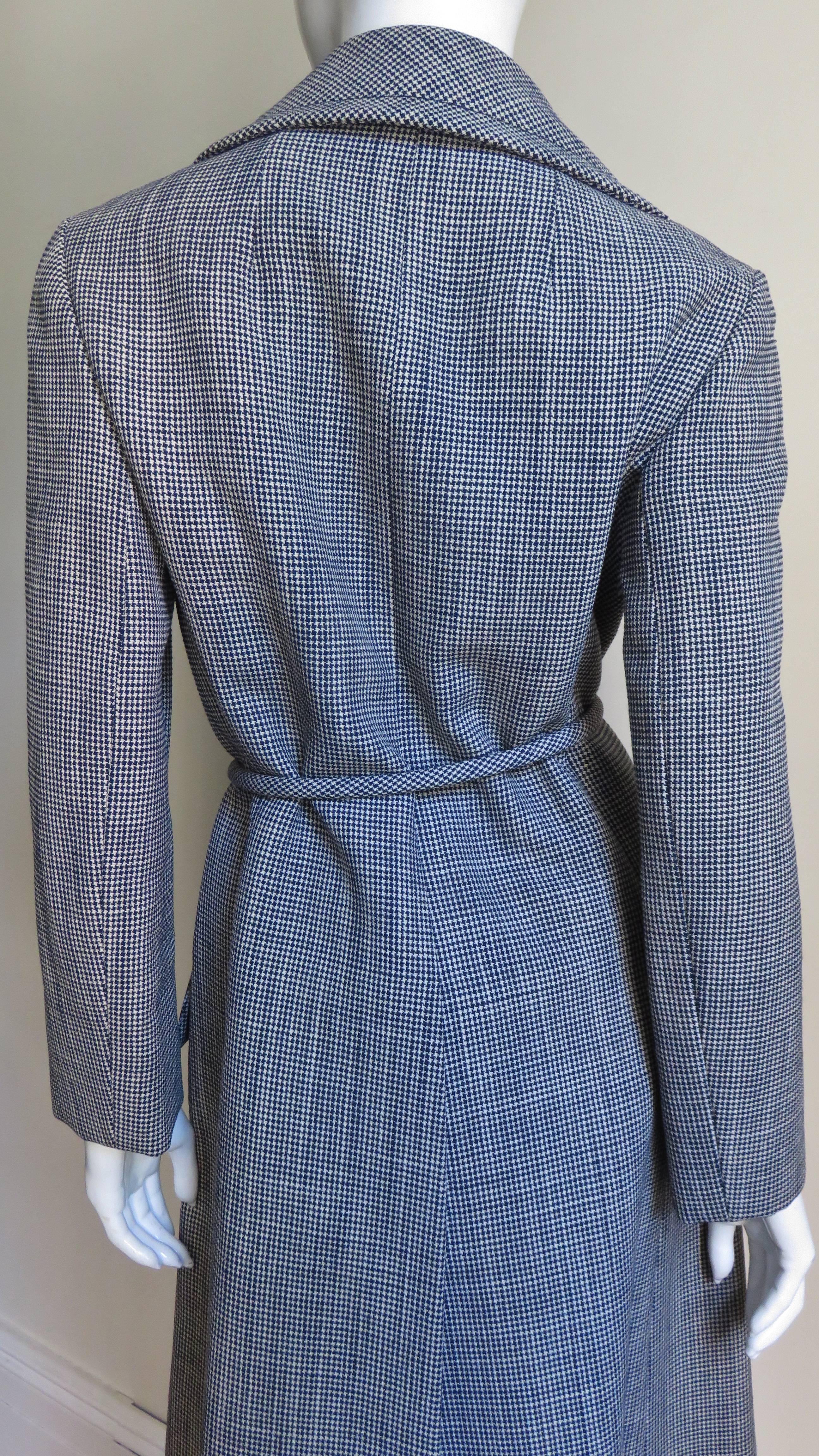 Christian Dior Houndstooth Wool Coat 1960s For Sale 2