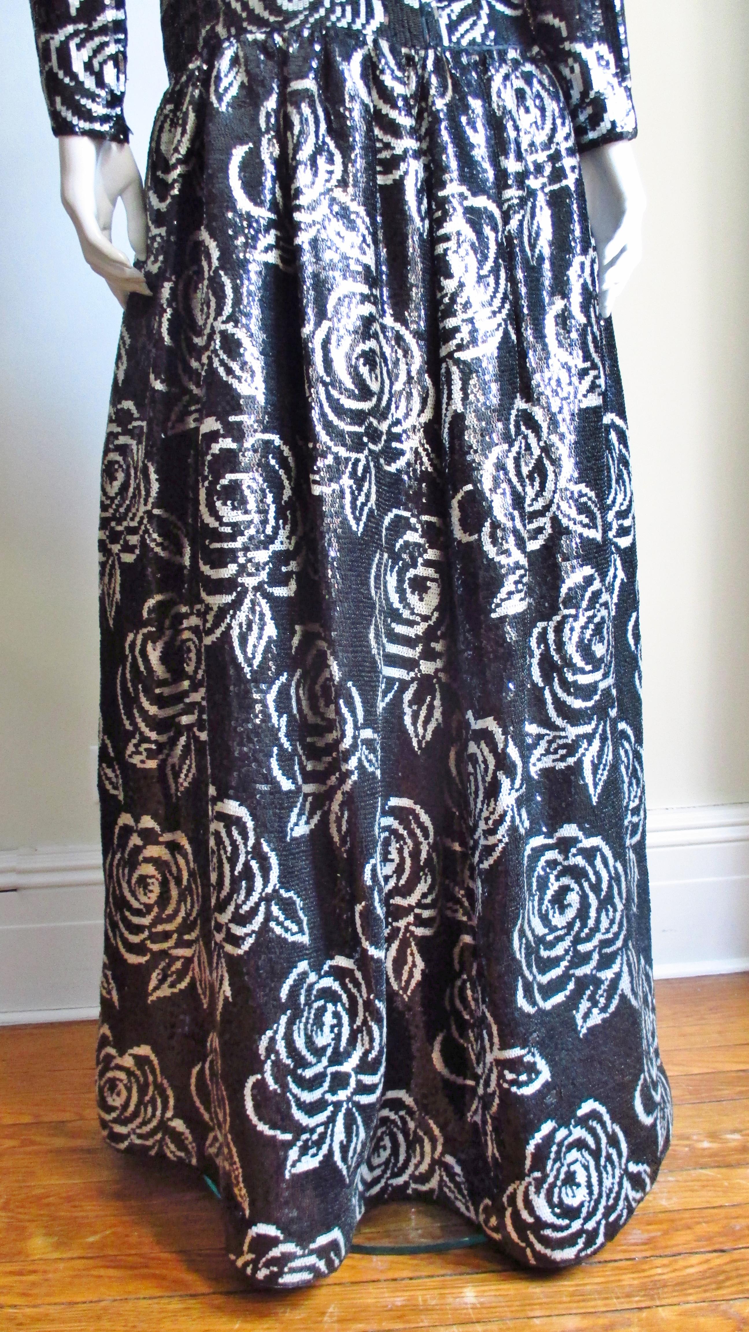 Oscar de la Renta Flower Sequin Silk Gown For Sale 7