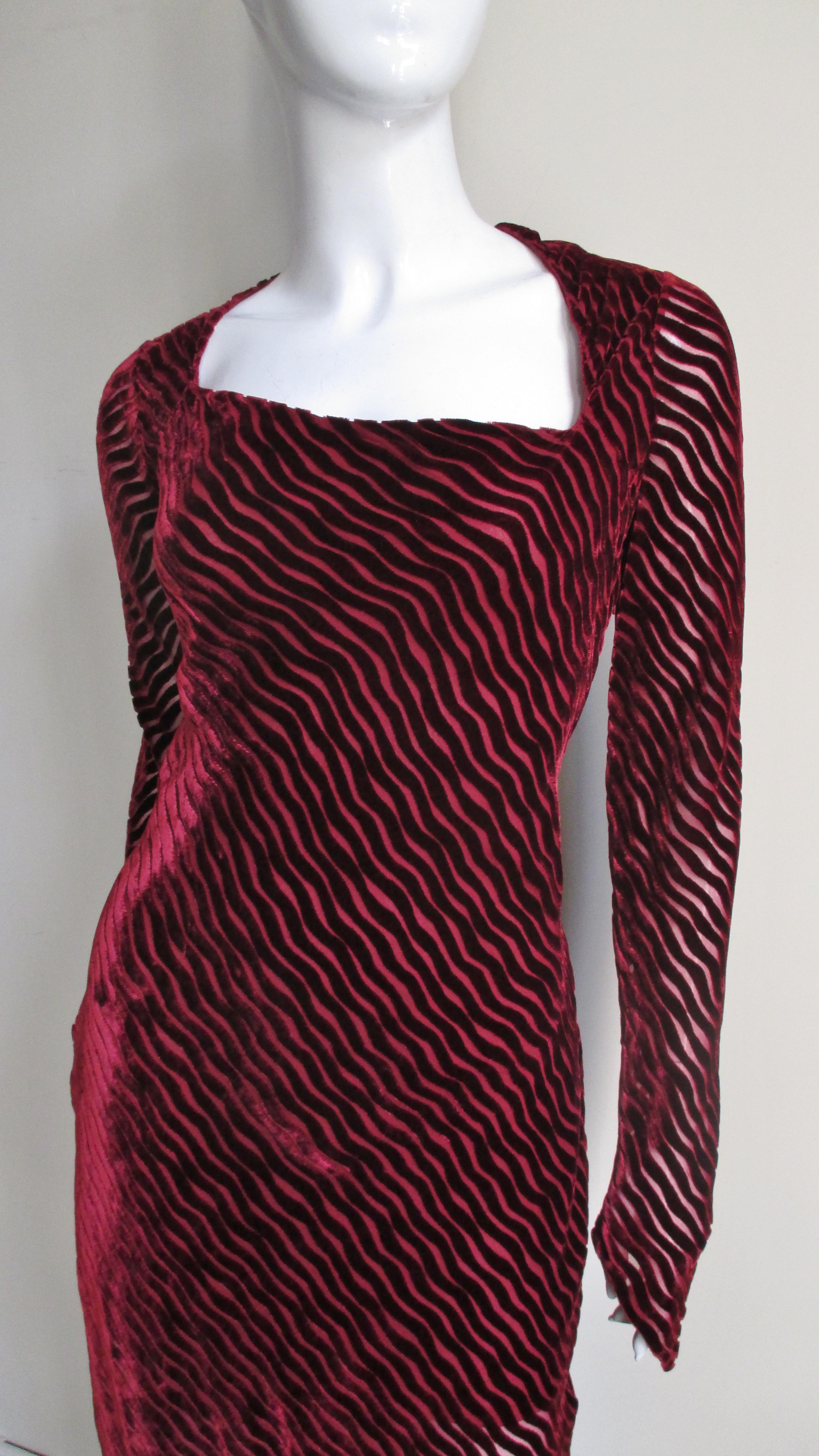Karl Lagerfeld Asymmetric Silk Dress In Good Condition In Water Mill, NY