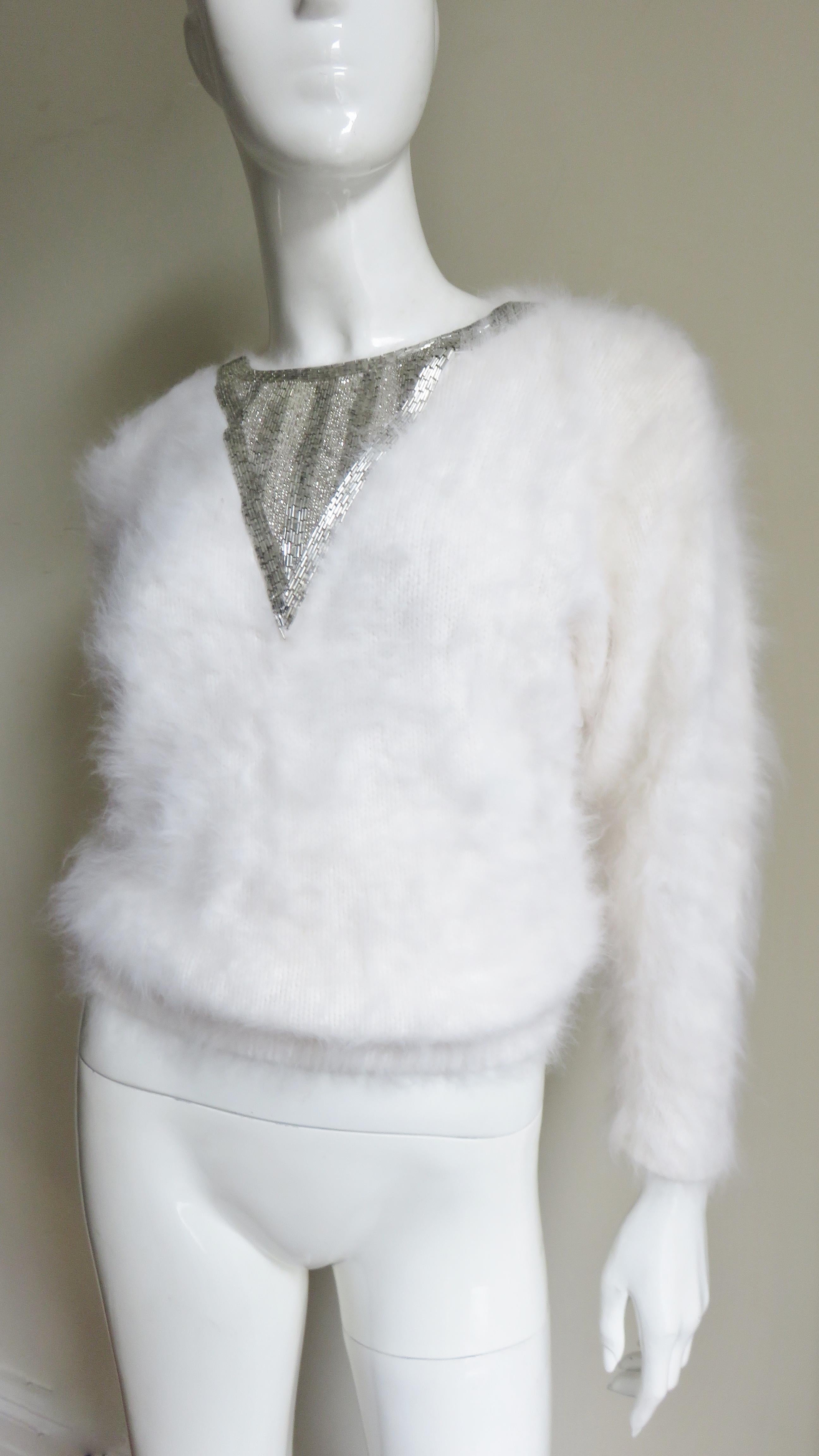 New Vintage 1980s J. Orr White Angora Sweater In Good Condition In Water Mill, NY