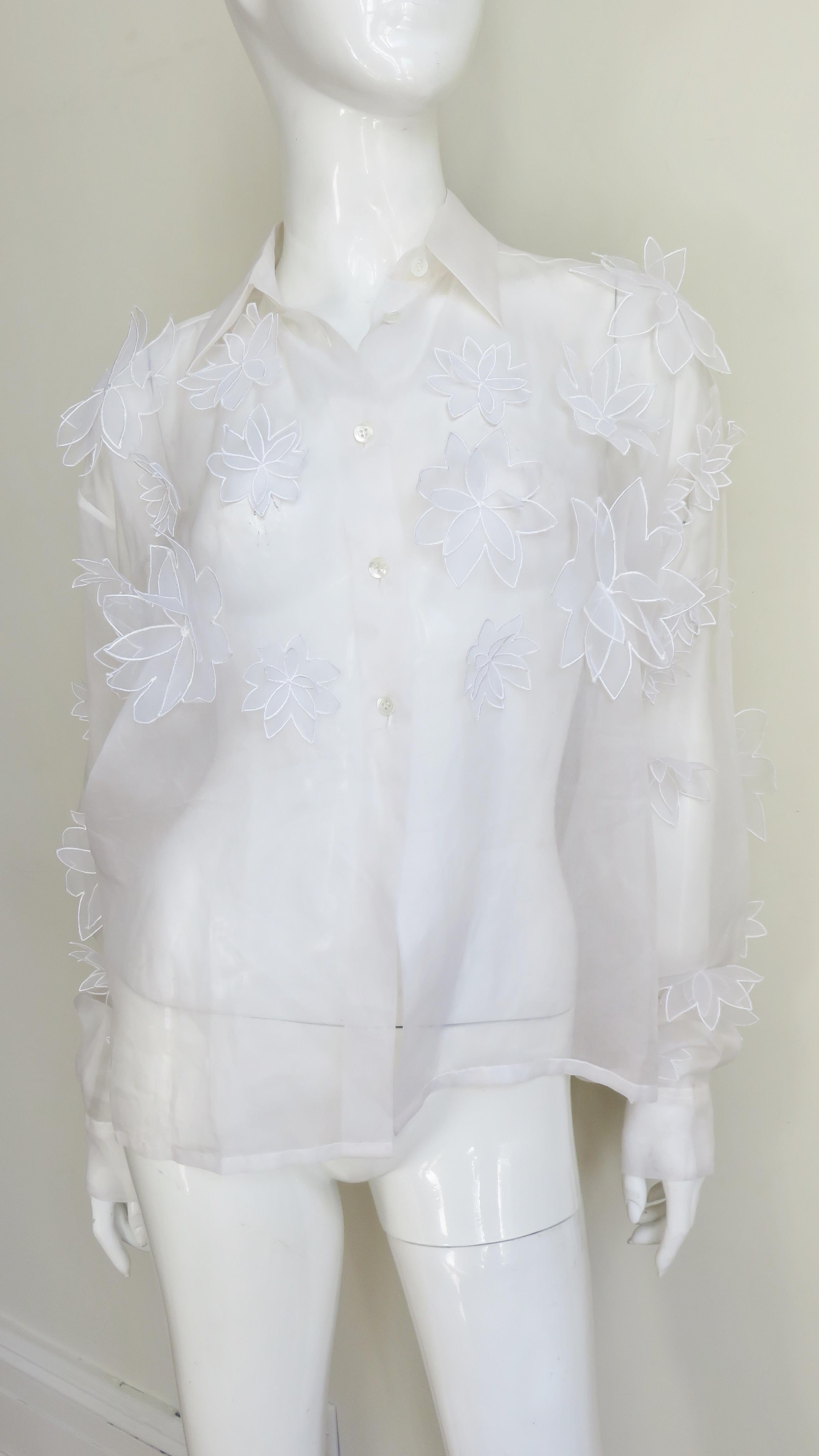 Dolce & Gabbana Flower Applique Silk Shirt 1990s For Sale 1