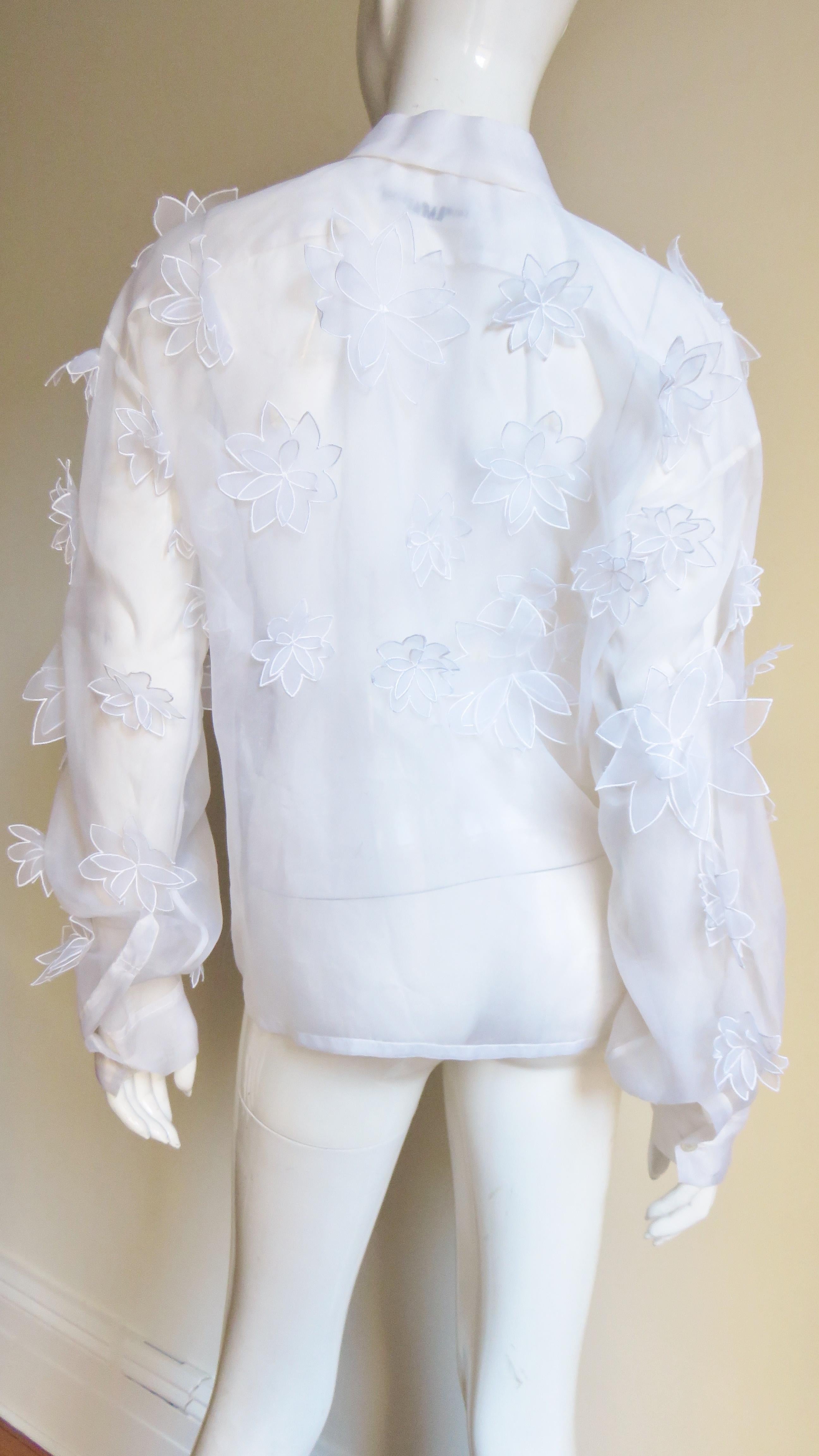 Dolce & Gabbana Flower Applique Silk Shirt 1990s For Sale 4