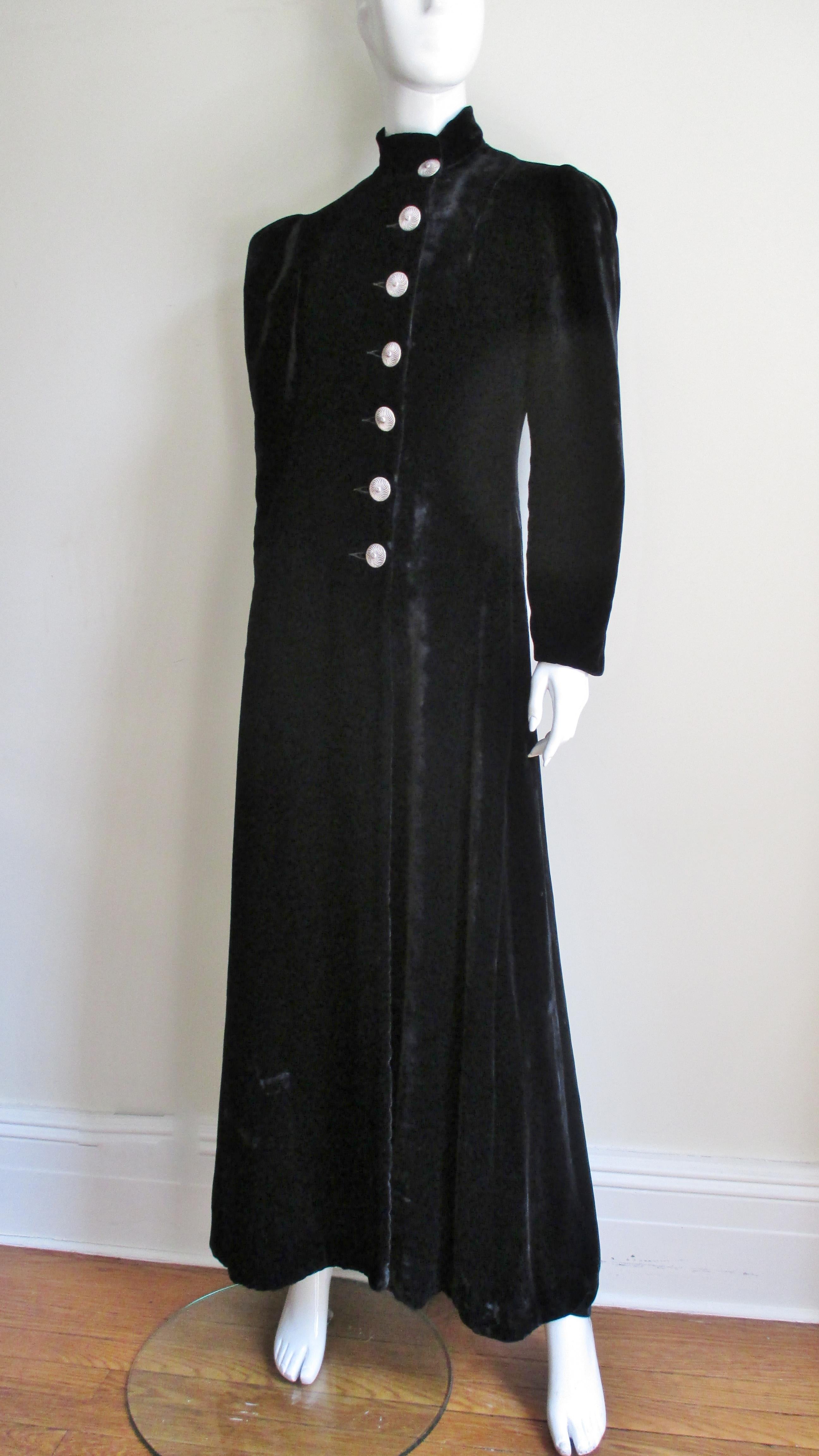Gladding's 1930er Jahre Mantel aus Seidensamt in voller Länge Damen im Angebot