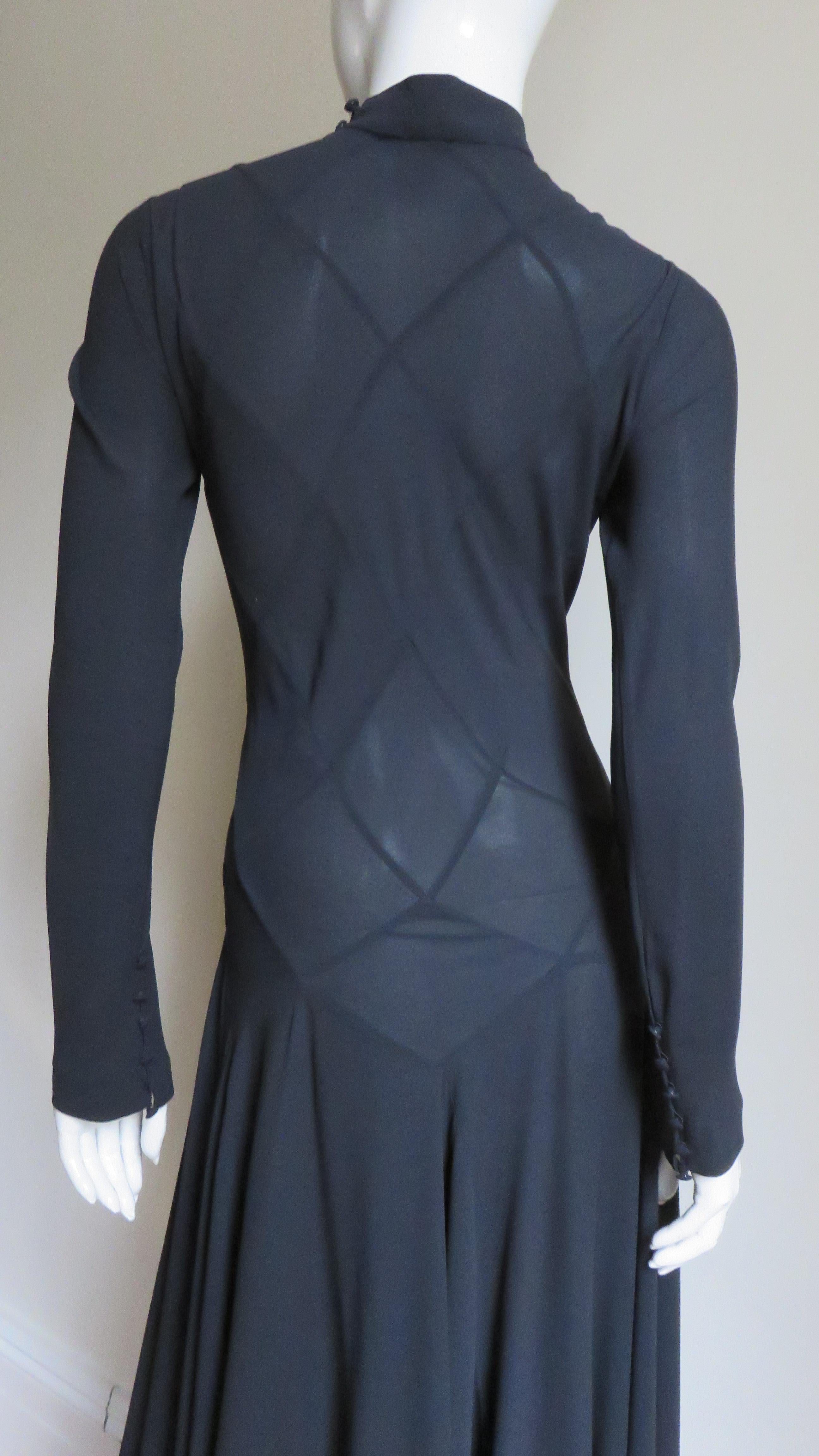 Calvin Klein - Robe longue en soie avec motifs marins complexes en vente 7