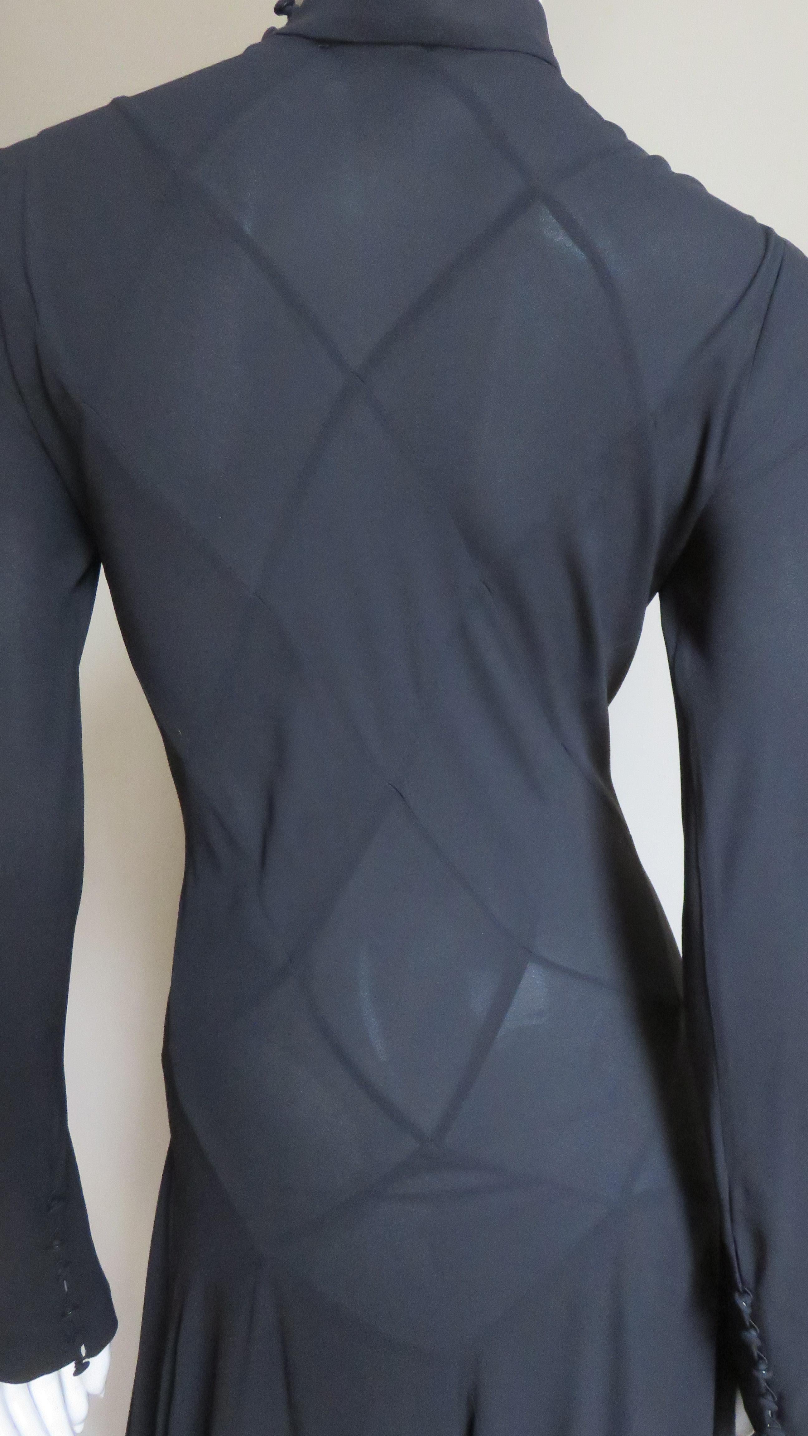 Calvin Klein - Robe longue en soie avec motifs marins complexes en vente 9