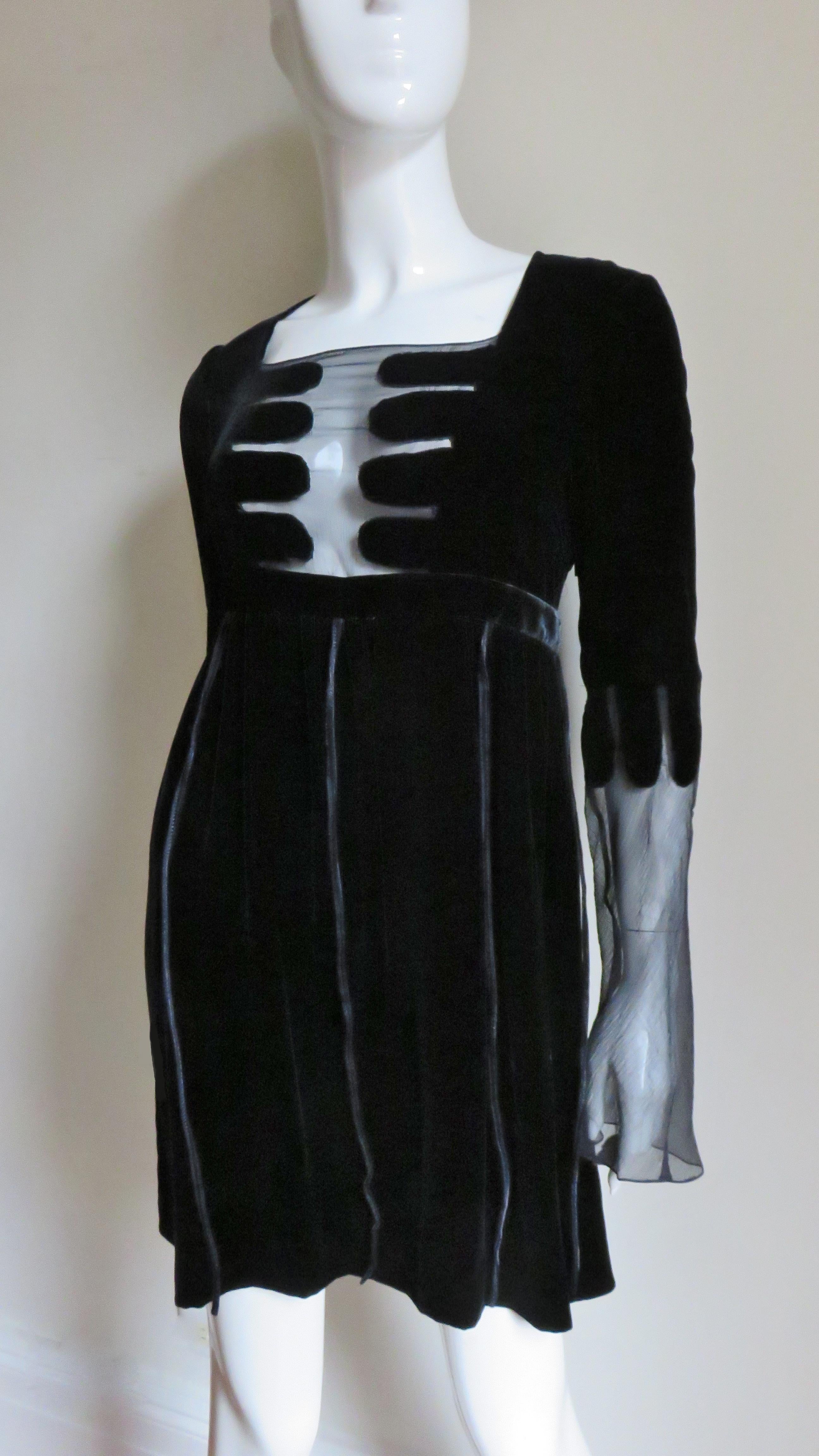 Black Tom Ford for Gucci New Silk Velvet Dress F/W 2001 For Sale