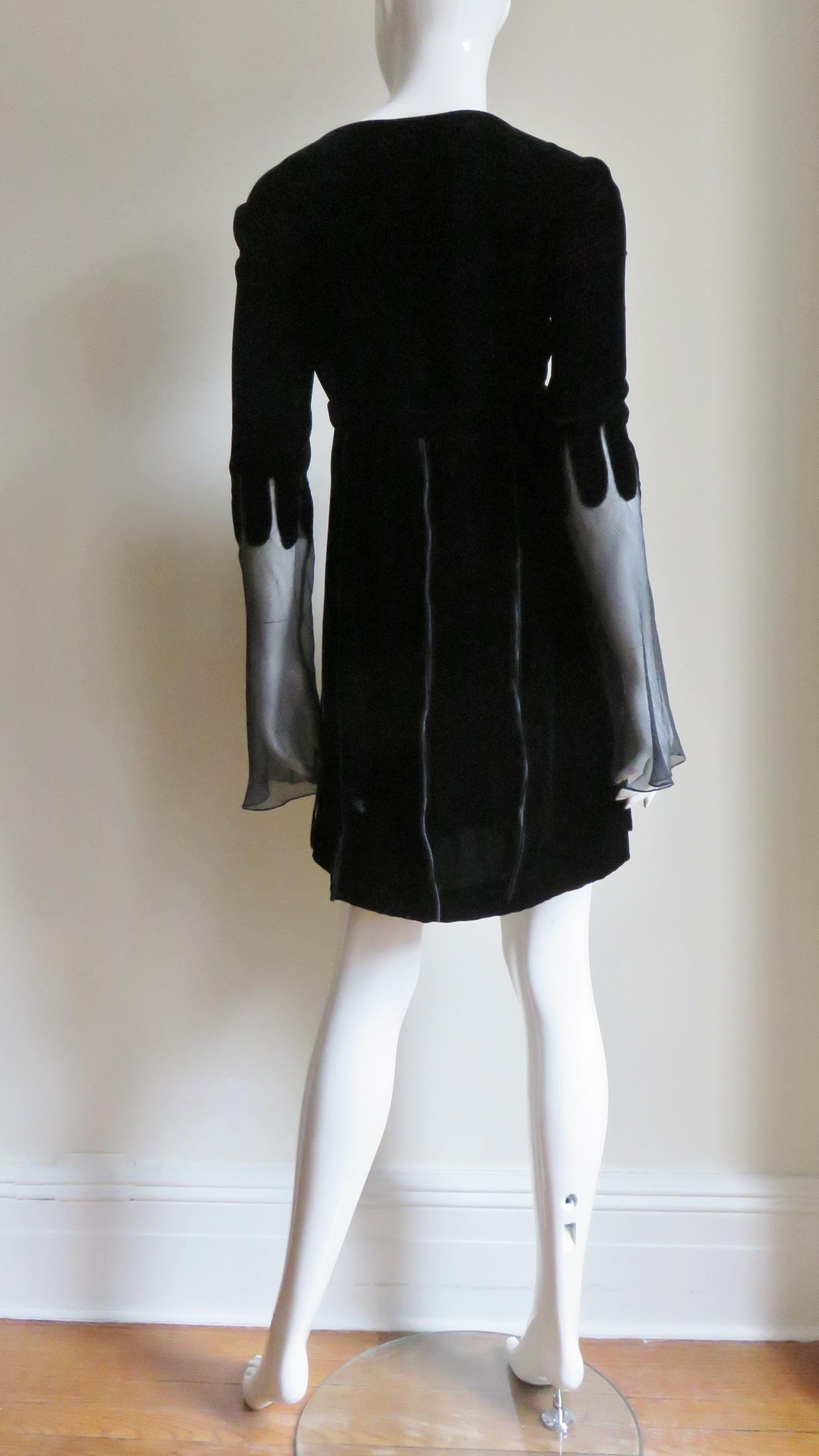 Tom Ford for Gucci New Silk Velvet Dress F/W 2001 For Sale 5