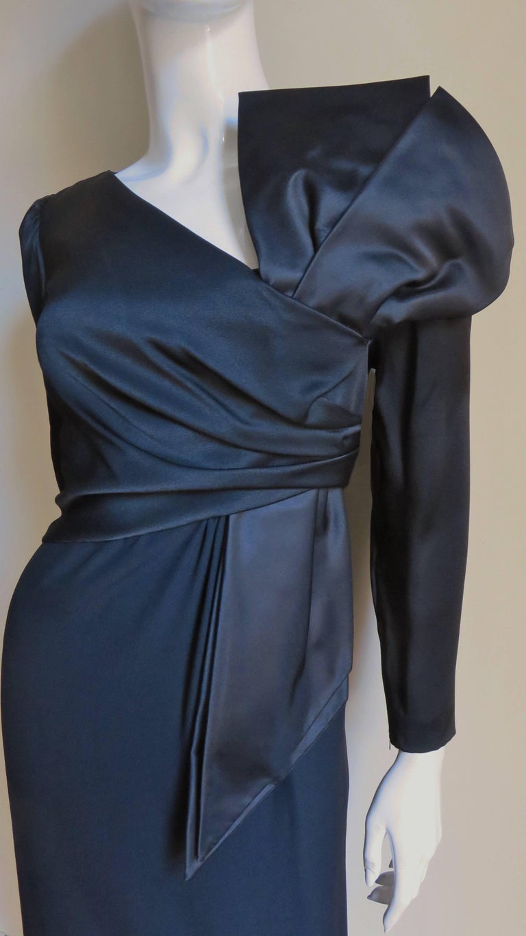 1980s Bill Blass Dress with Dramatic Bow For Sale at 1stdibs