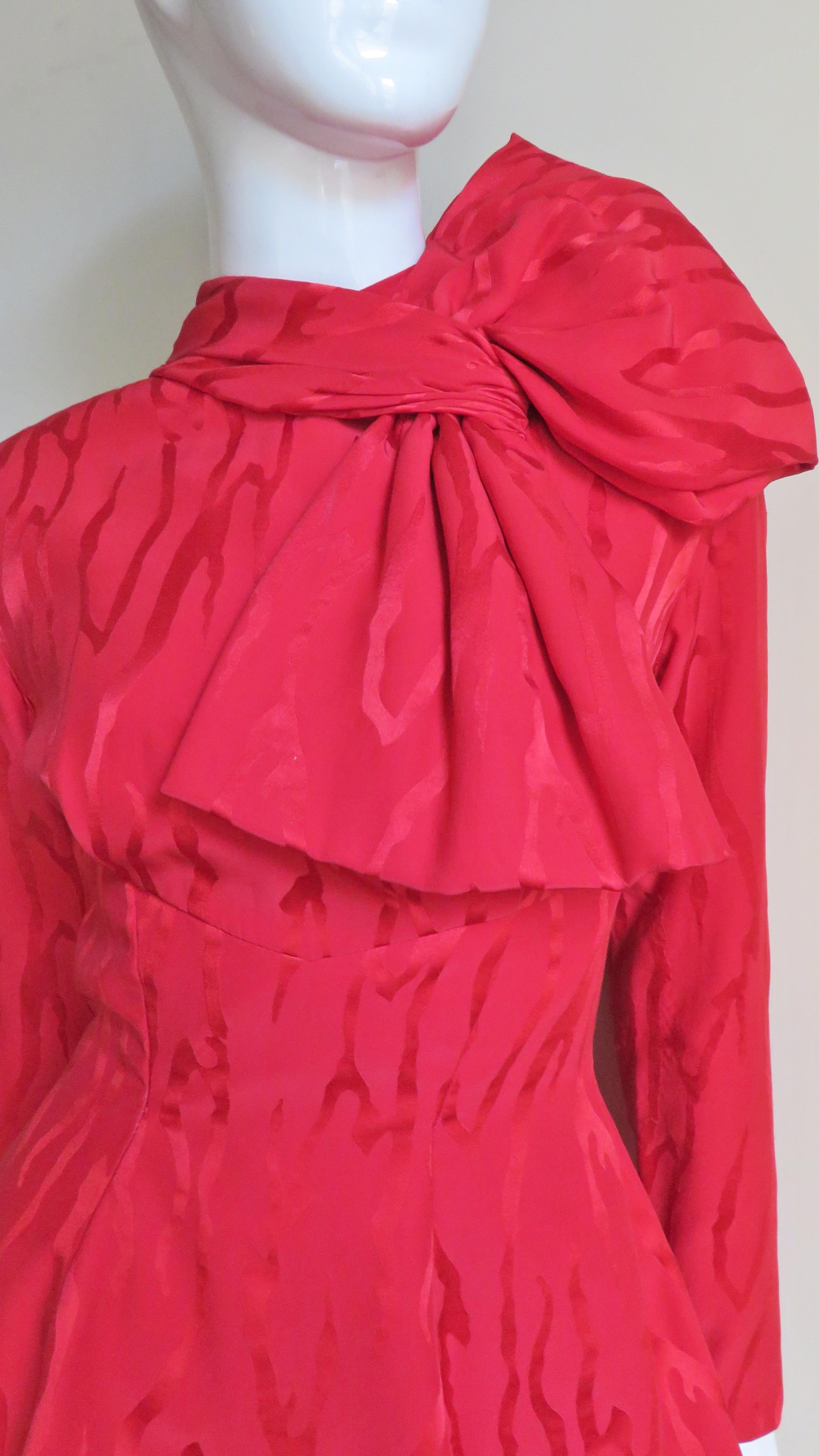 Vicky Tiel Couture 1990s Silk Skirt and Bow Top In Good Condition In Water Mill, NY