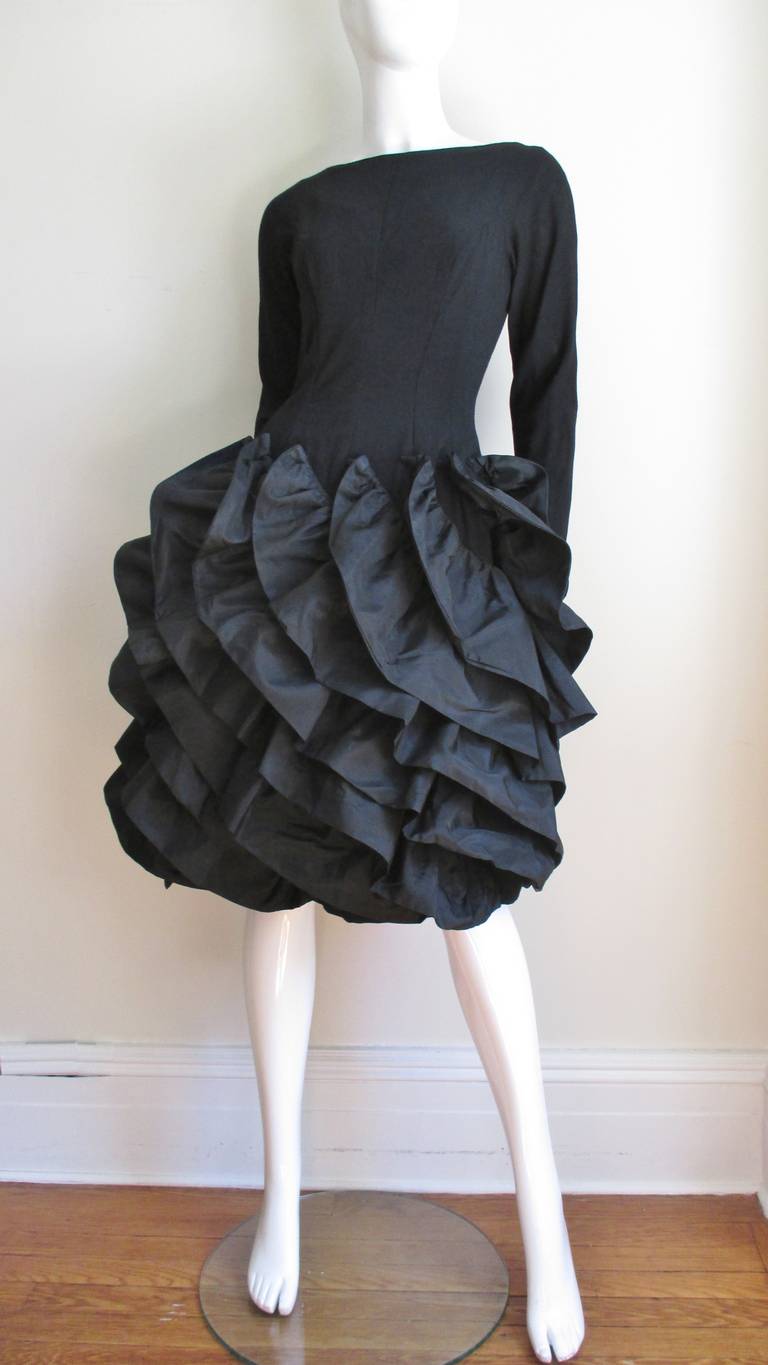 Betty Carol 1950er Jahre skulpturales Kleid im Angebot 7