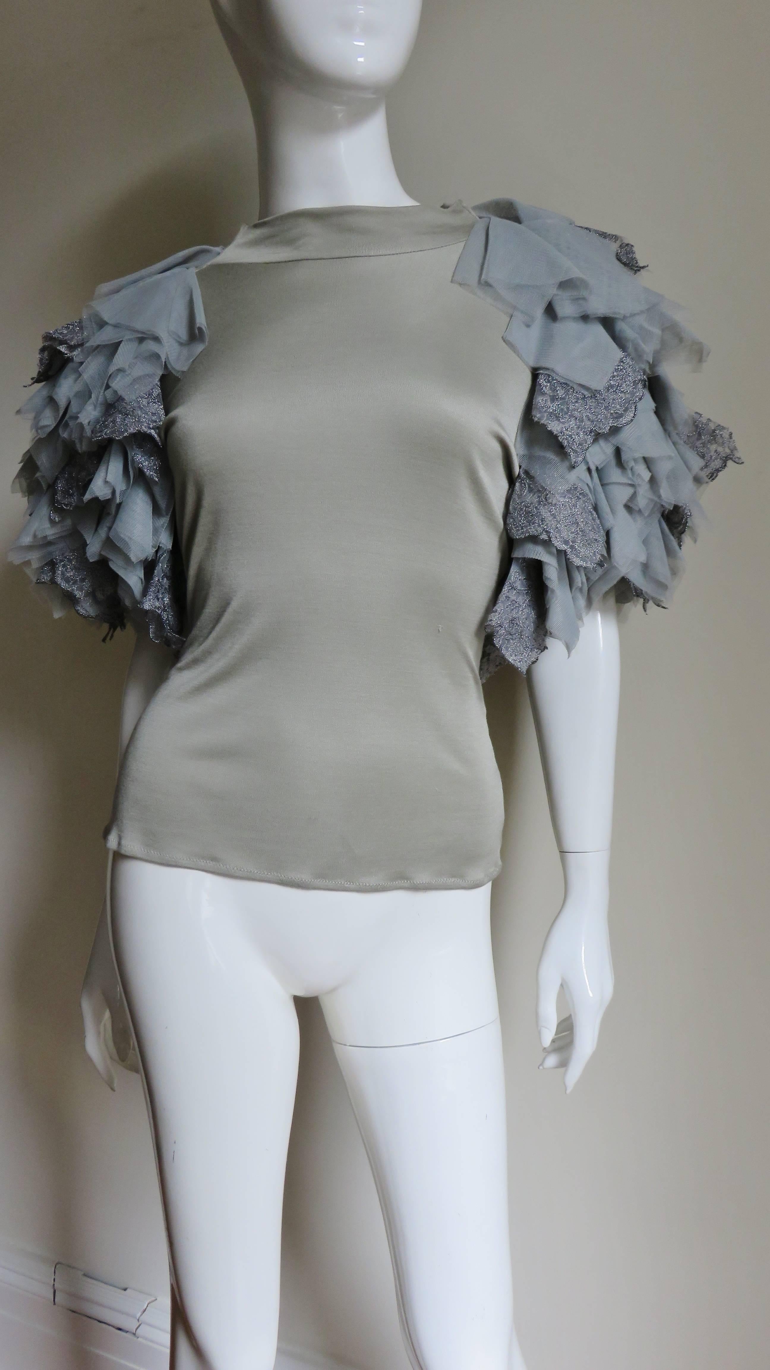 Alexander McQueen New Silk Top S/S 1999 In Excellent Condition For Sale In Water Mill, NY