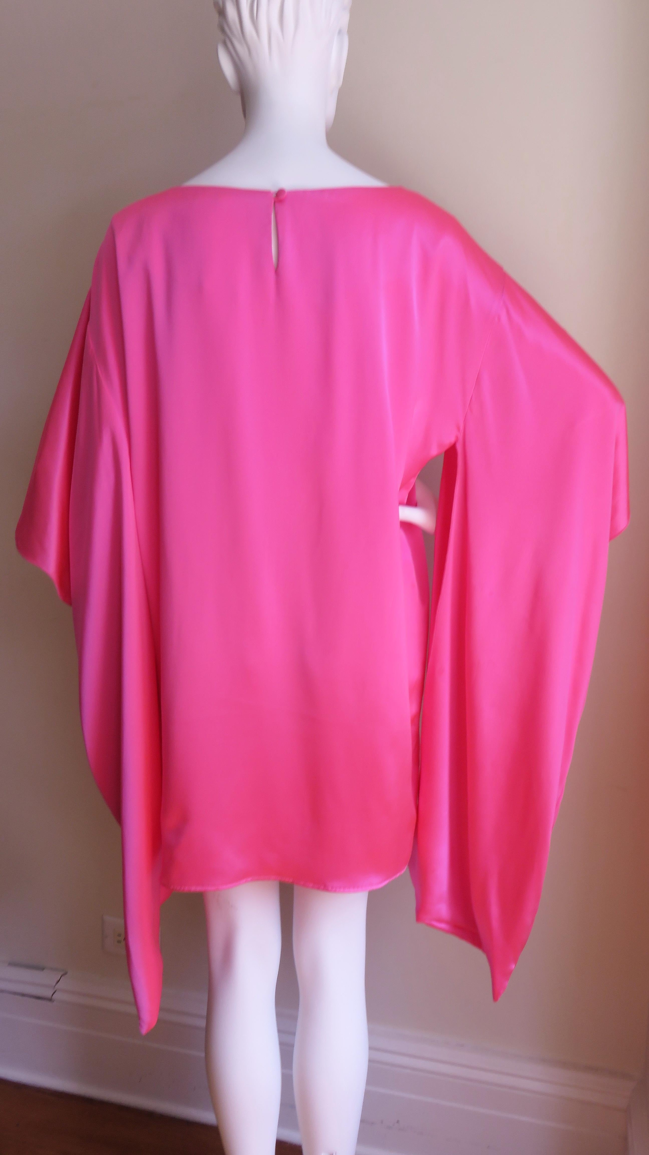 Holly Harp Barbie Pink 1970s Silk Angel Sleeve Dress For Sale 3