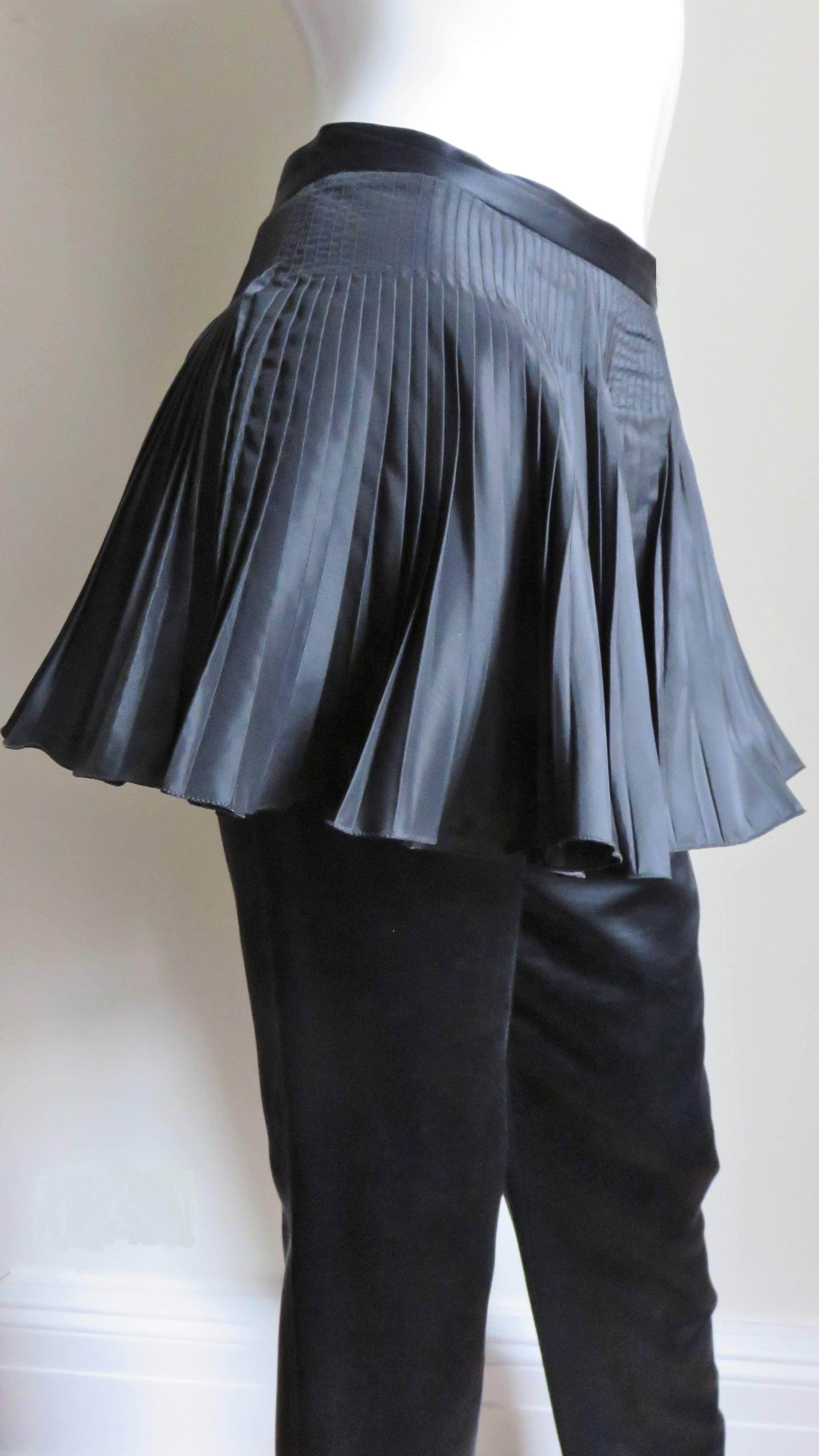  Valentino Boutique Silk Pants with Peplum In Good Condition In Water Mill, NY