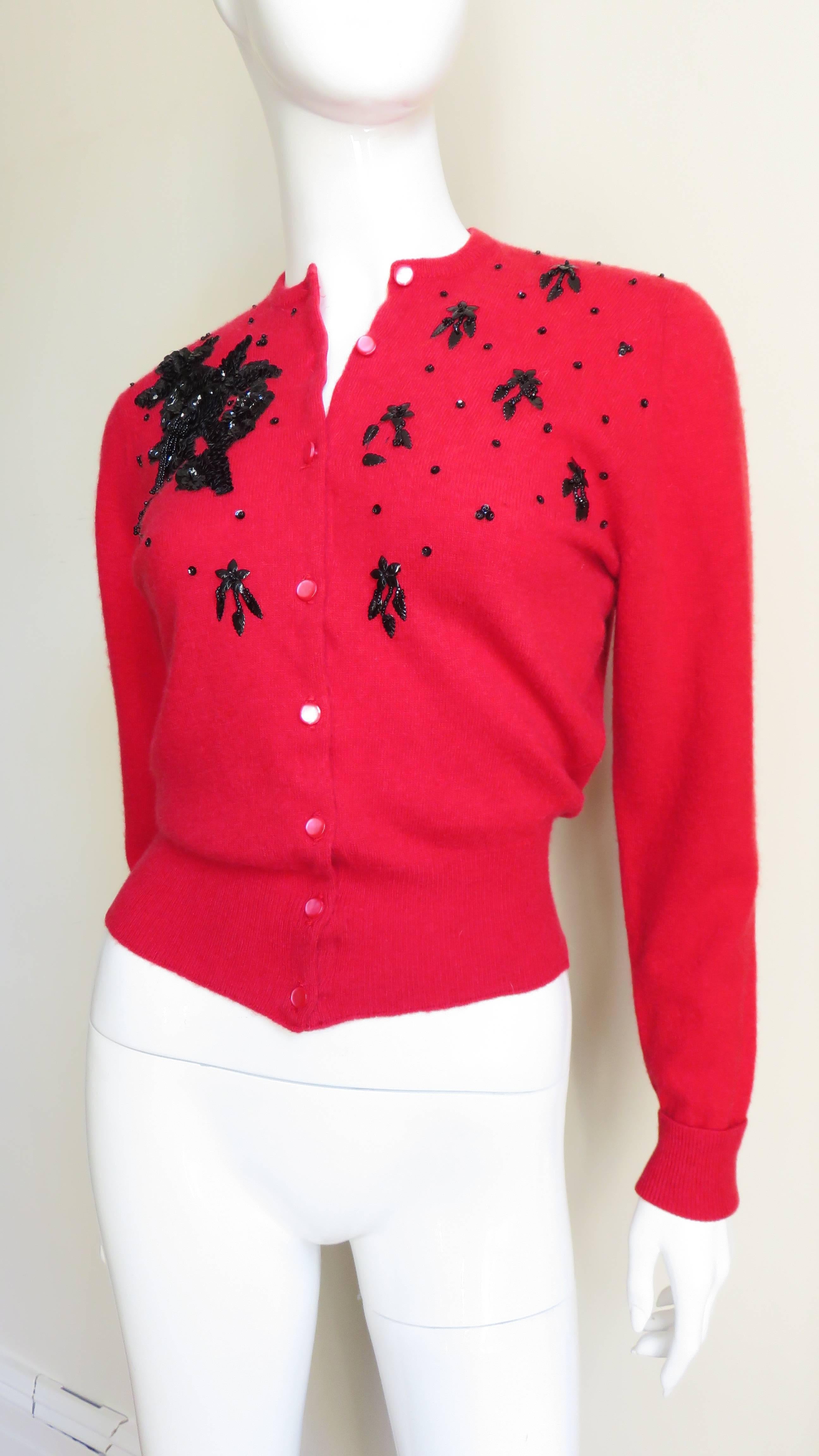 1950s Lyle & Scott Beaded Cashmere Cardigan Sweater In Good Condition For Sale In Water Mill, NY