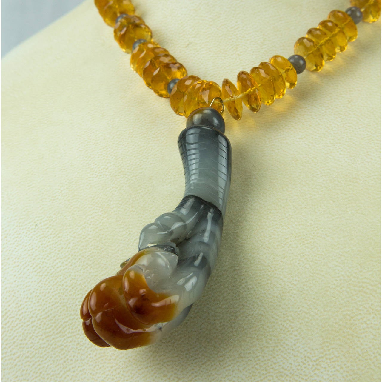 Contemporary Citrine and Hand Carved Agate Eagle Claw Pendant Necklace Estate Fine Jewelry For Sale