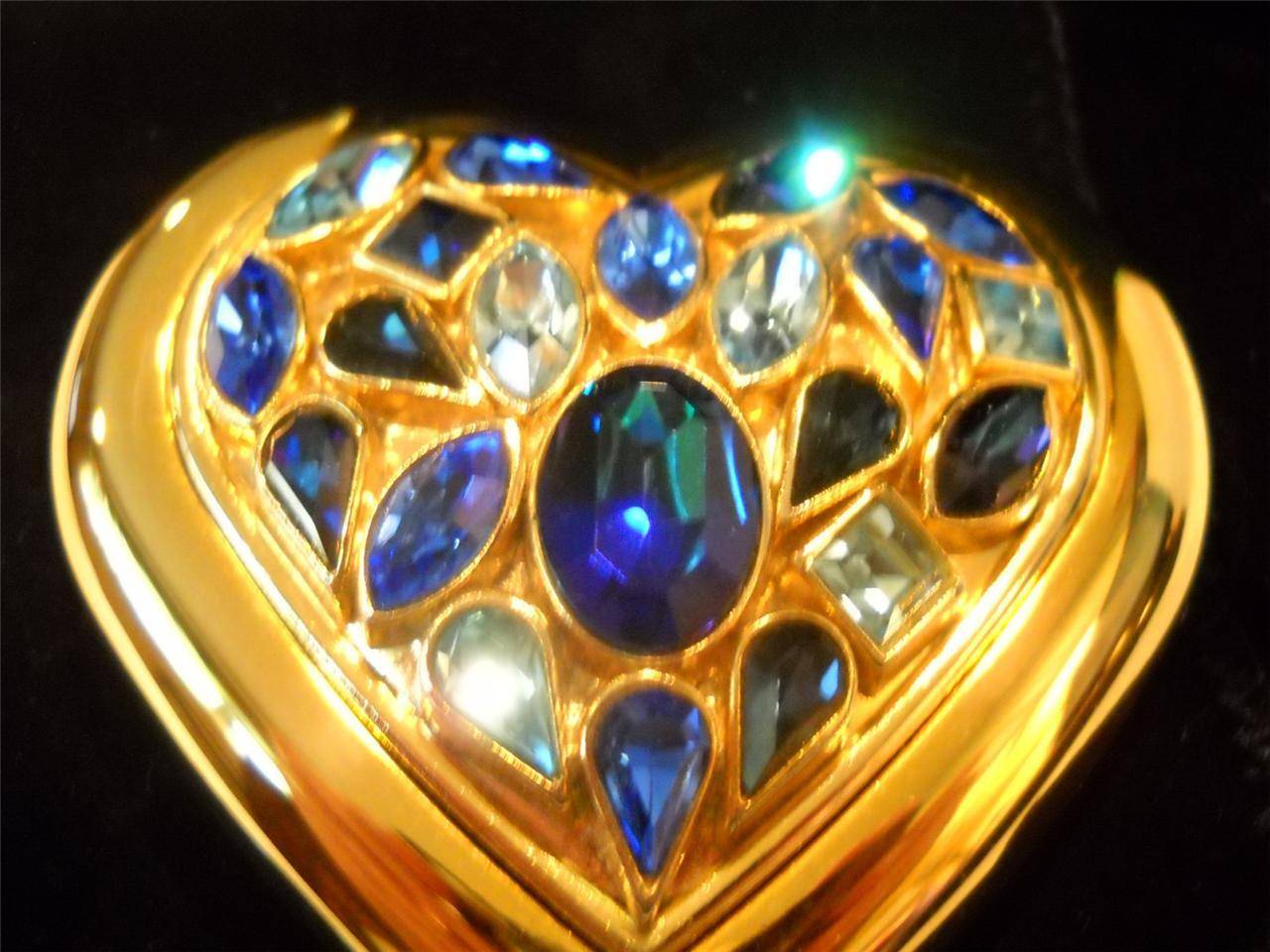 Yves Saint Laurent Paris Dazzling Crystal Jewels Heart Compact YSL