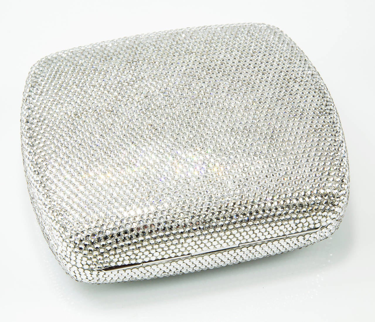 Judith Leiber Swarovski Crystals Zodiac Minaudière Brand New UnUsed Handbag In New Condition In Montreal, QC