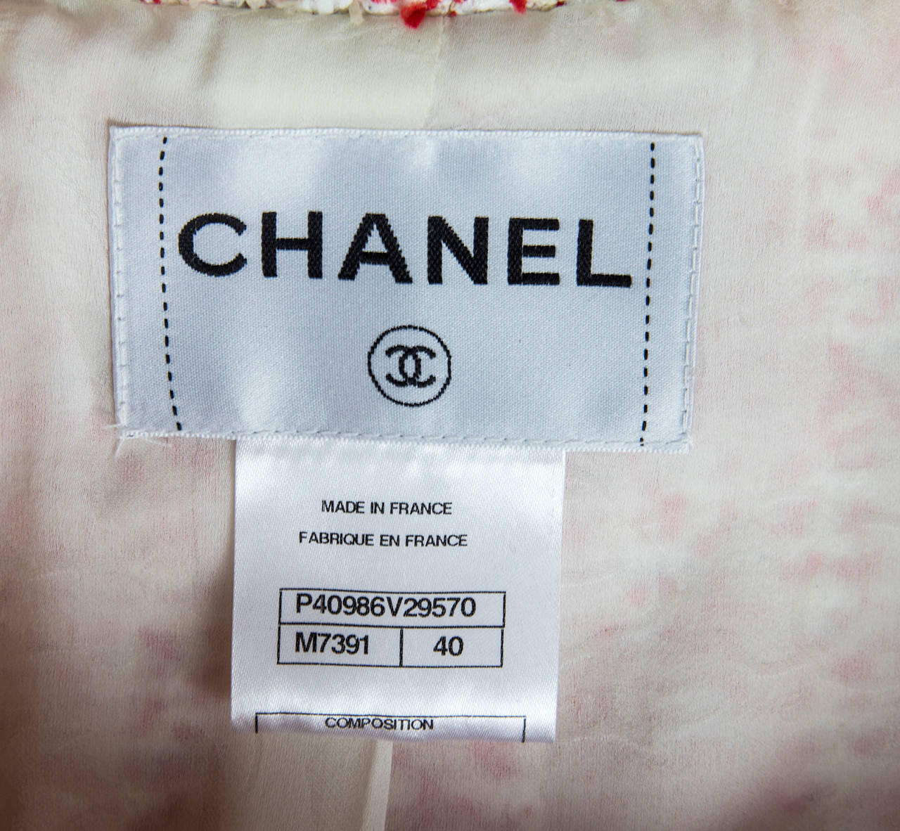 Classic Chanel Beautiful Red and White Tweed Suit 1