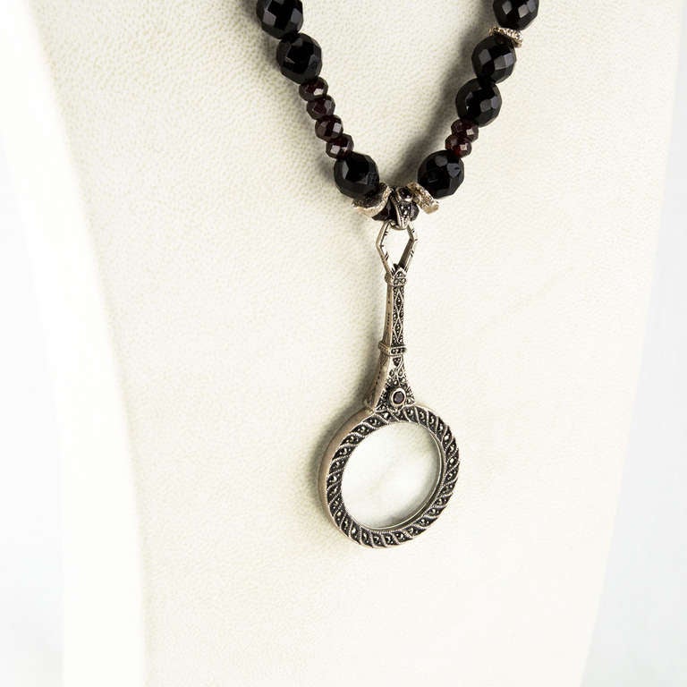 Modernist Fabulous Jet and Garnet Beads Necklace with Hand Magnifier Pendant For Sale