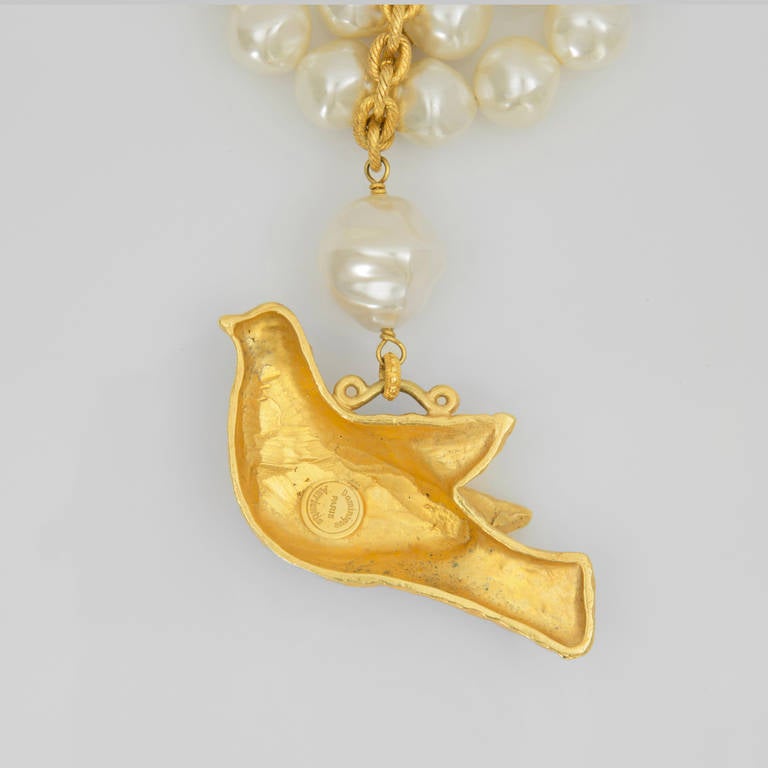 DOMINIQUE AURIENTIS Two Strand Baroque Faux Pearl Bird Pendant Necklace In Excellent Condition In Montreal, QC