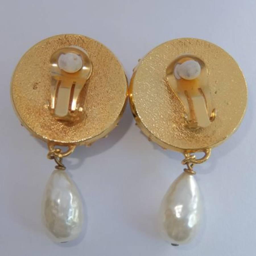 Dominique Aurientis Paris France Couture Pearl Dangle Earrings In Excellent Condition In Montreal, QC