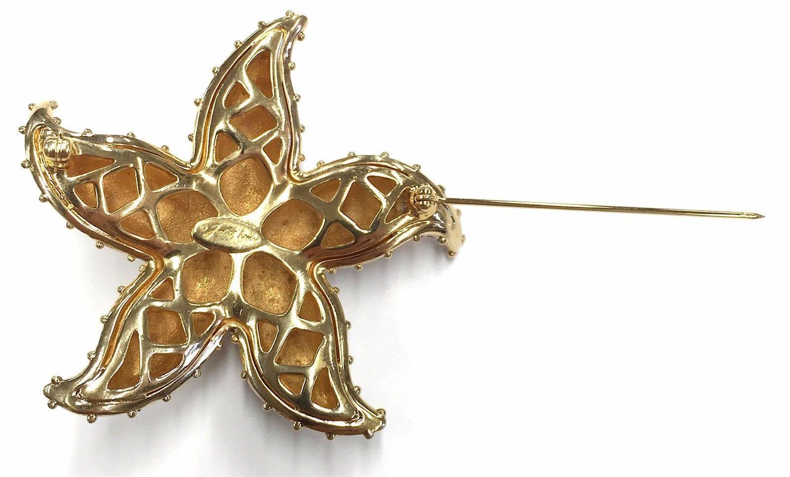 Signed JUDITH LEIBER Starfish Brooch Pin In Excellent Condition In Montreal, QC