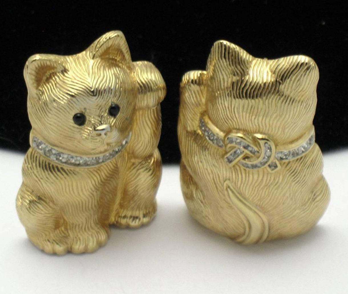 Judith Leiber Rhinestone Gilt Kitty Cat Brooch Pins  In New Condition In Montreal, QC