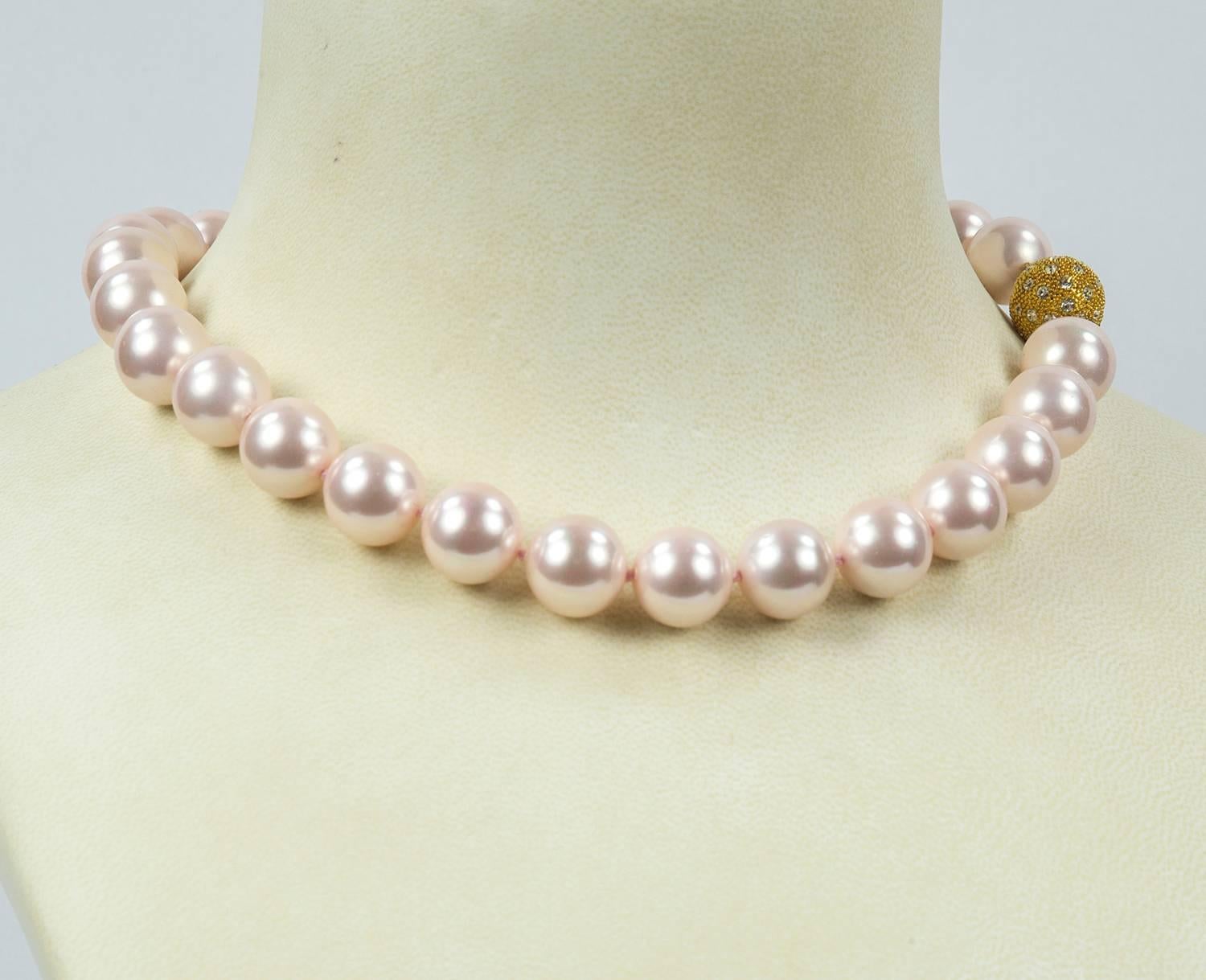 faux pink pearl necklace