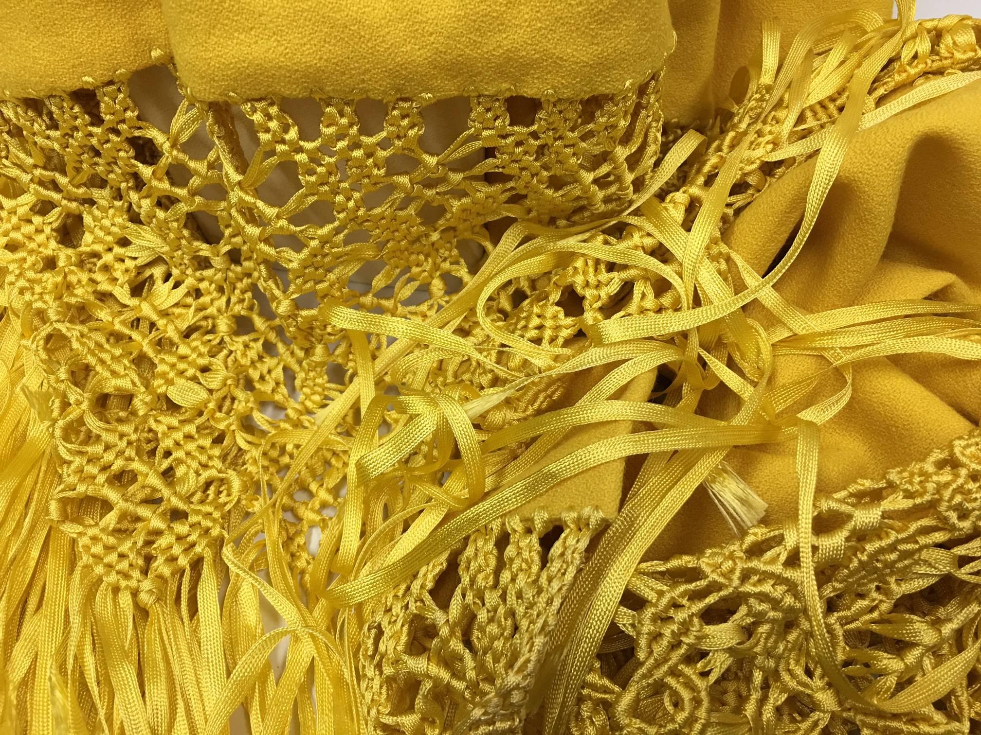 Golden Yellow Wool Hand Woven Silk Fringe Shawl Wrap Estate Find In Excellent Condition For Sale In Montreal, QC