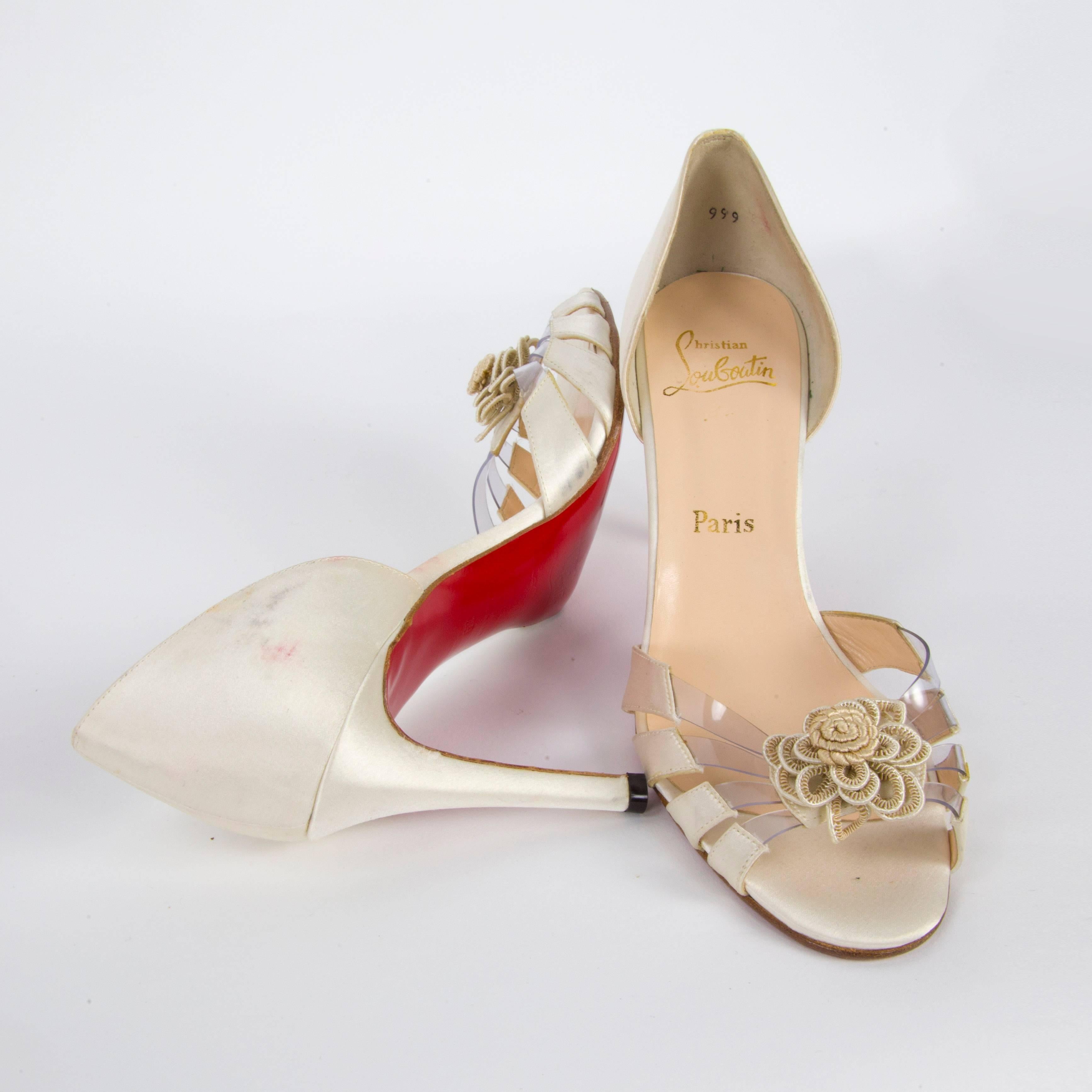 Christian Louboutin Silk and Lucite Sandal Pumps Size 39 In Good Condition In Montreal, QC