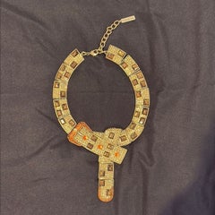 Collier vintage Oscar de la Renta à boucle imposante en cristal multicolore et or