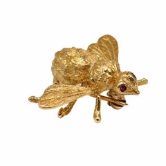 Vintage Gold Bee with Ruby Eyes Brooch Pin Fine Estate Jewelry