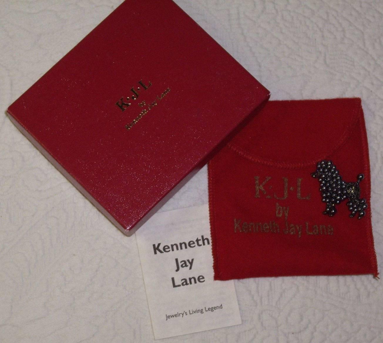 Signed KJL Kenneth Jay Lane Prized Poodle Dog Brooch Pin In New Condition In Montreal, QC