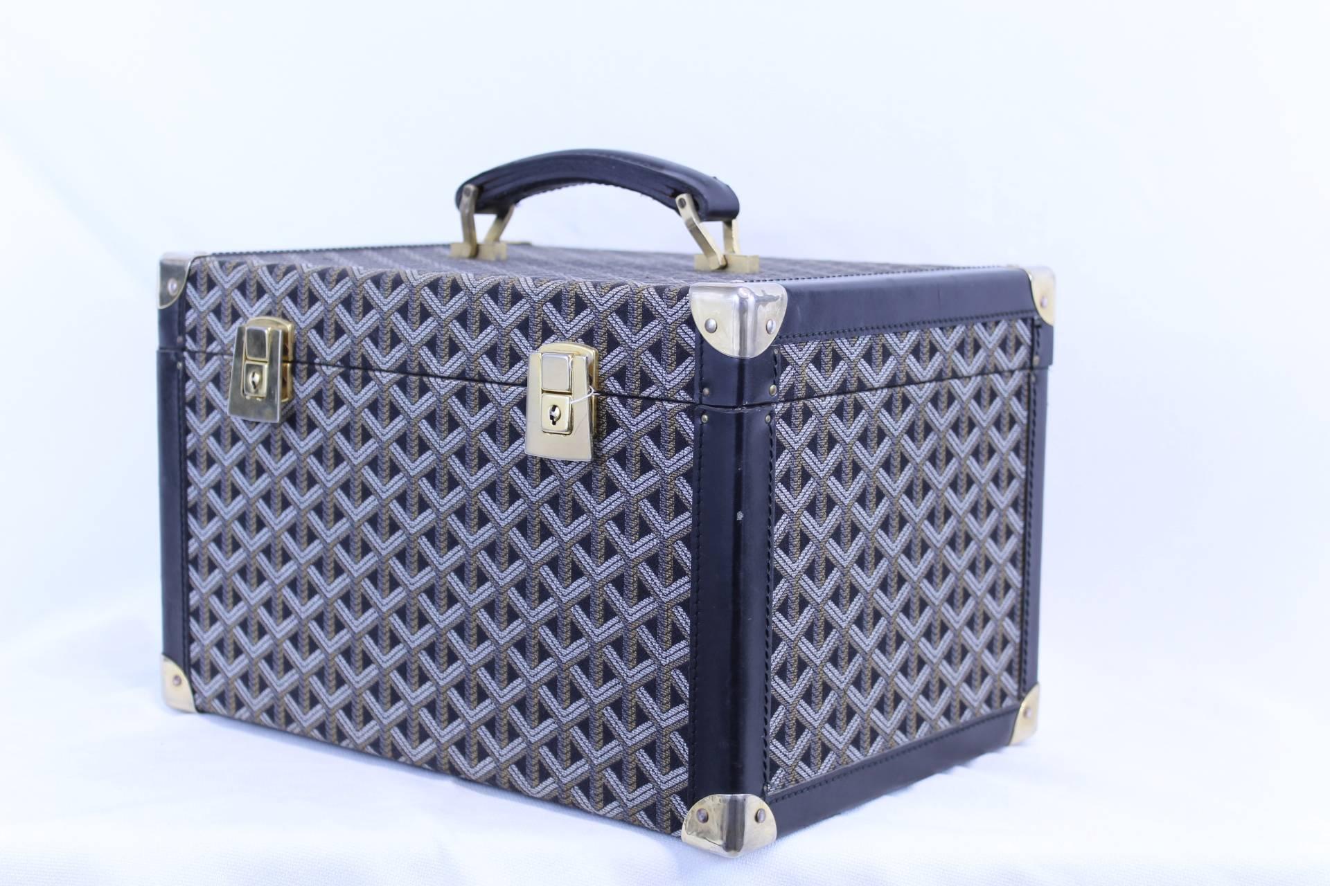 Rare Goyard Vintage Vanity Case État moyen à Paris, FR