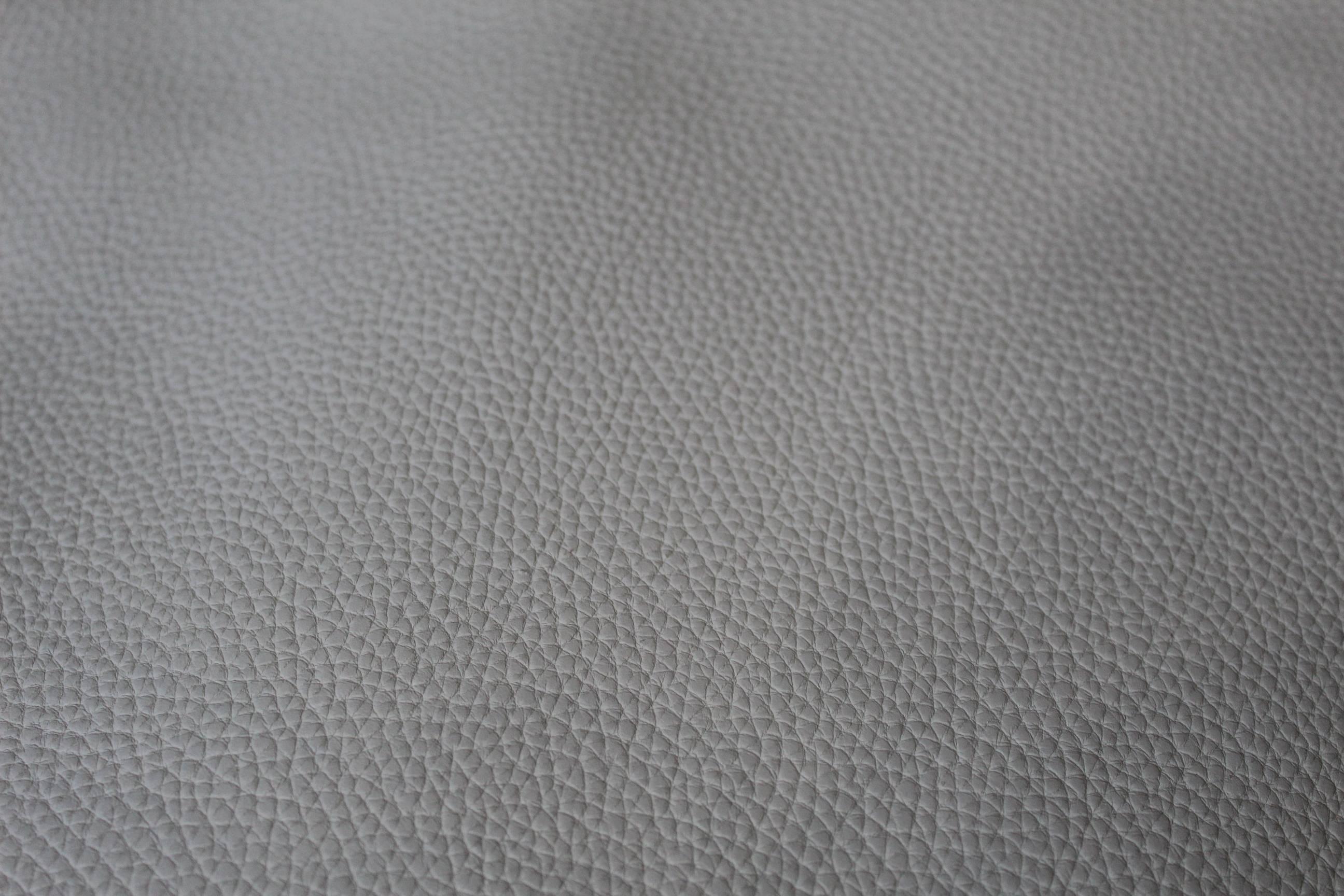 Hermes 2006 White Clemence Taurillon Leather Massai bag 3
