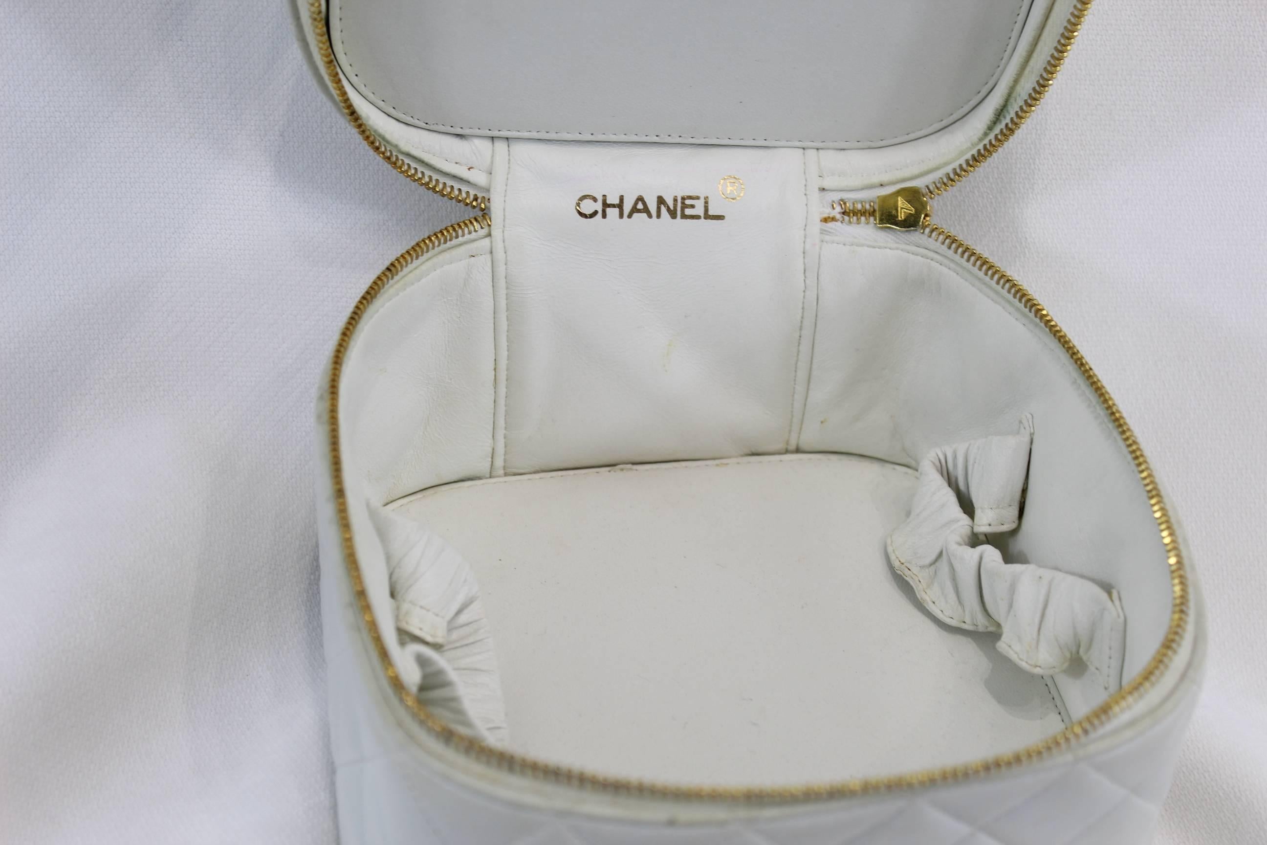 Women's Vintage 1990s Chanel White Leather Vanity Case
