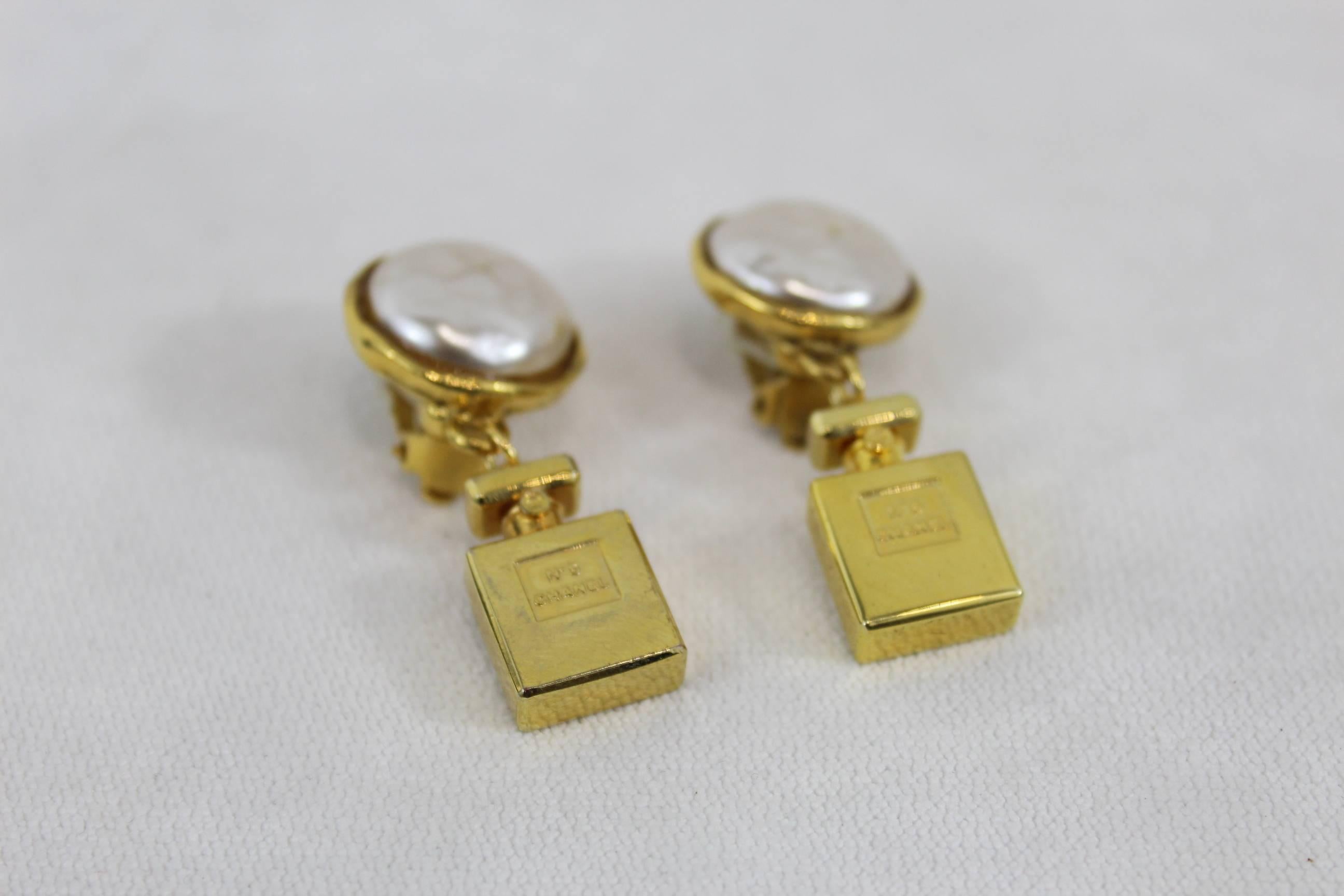 90's Chanel N°5 Bottle and XL Pearl Gold Plated Earrings 2