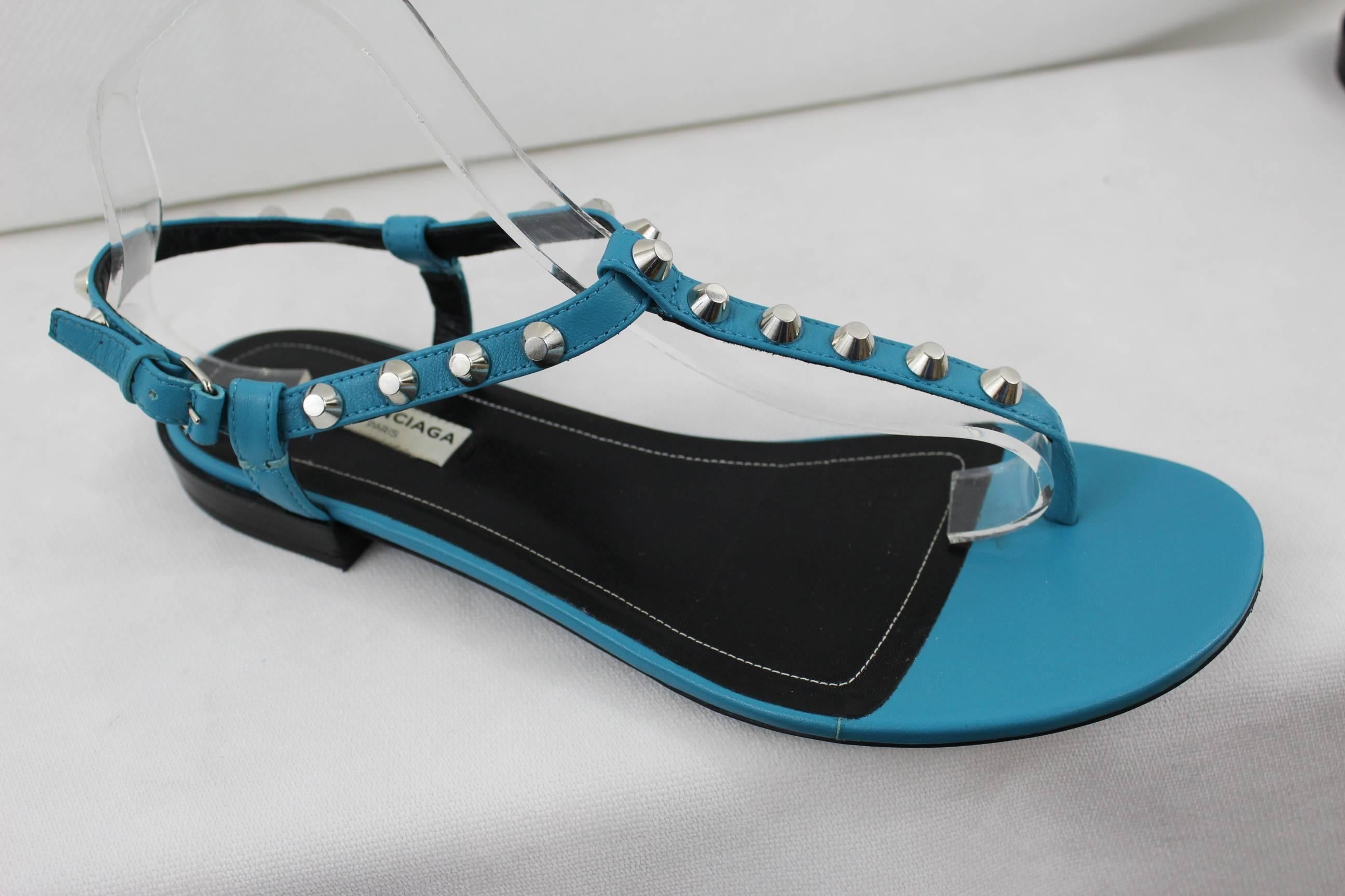 Women's New Balenciaga Flat Spike Sandals. Size 9