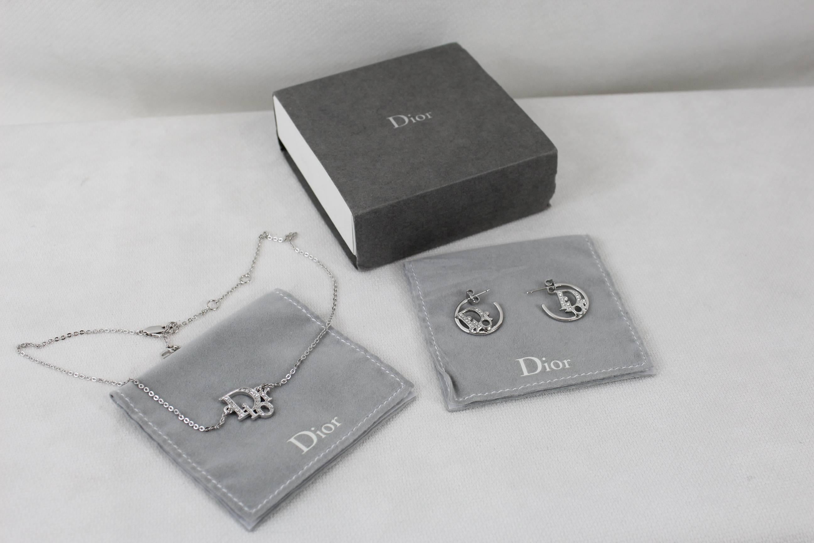 Dior 3 pieces jewlery Set: Necklace and earring 1